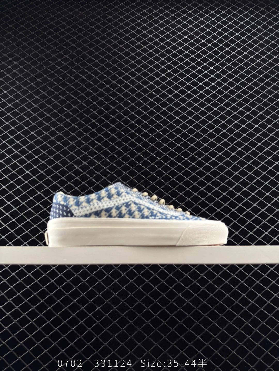 Vans Classic Blue Houndstooth Low Top Skate Shoes