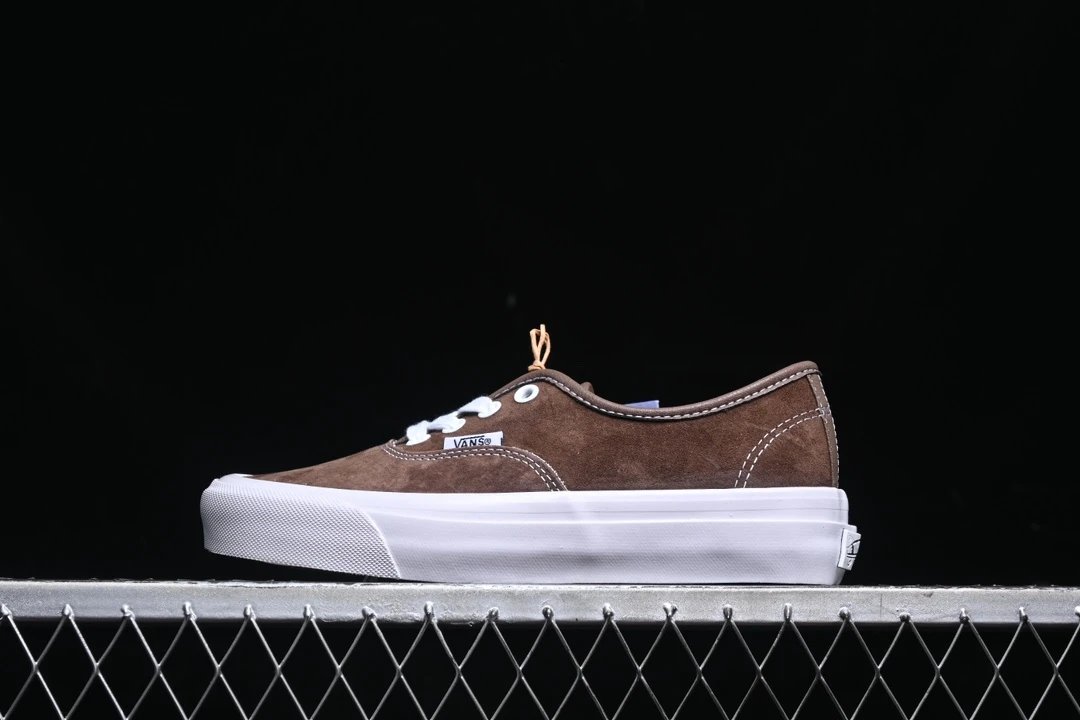 Vans Classic Brown Suede Skate Sneakers Casual Shoes