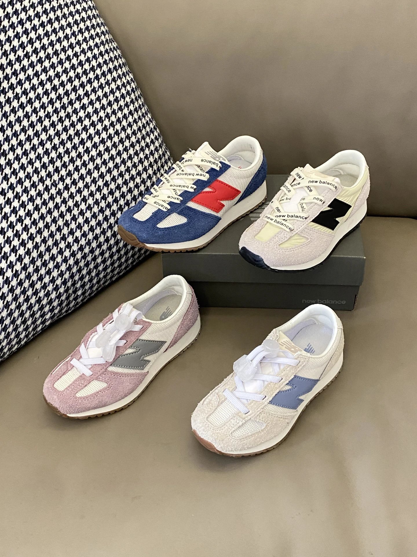 New Balance Women Retro Running Shoes Mesh Suede Sneakers