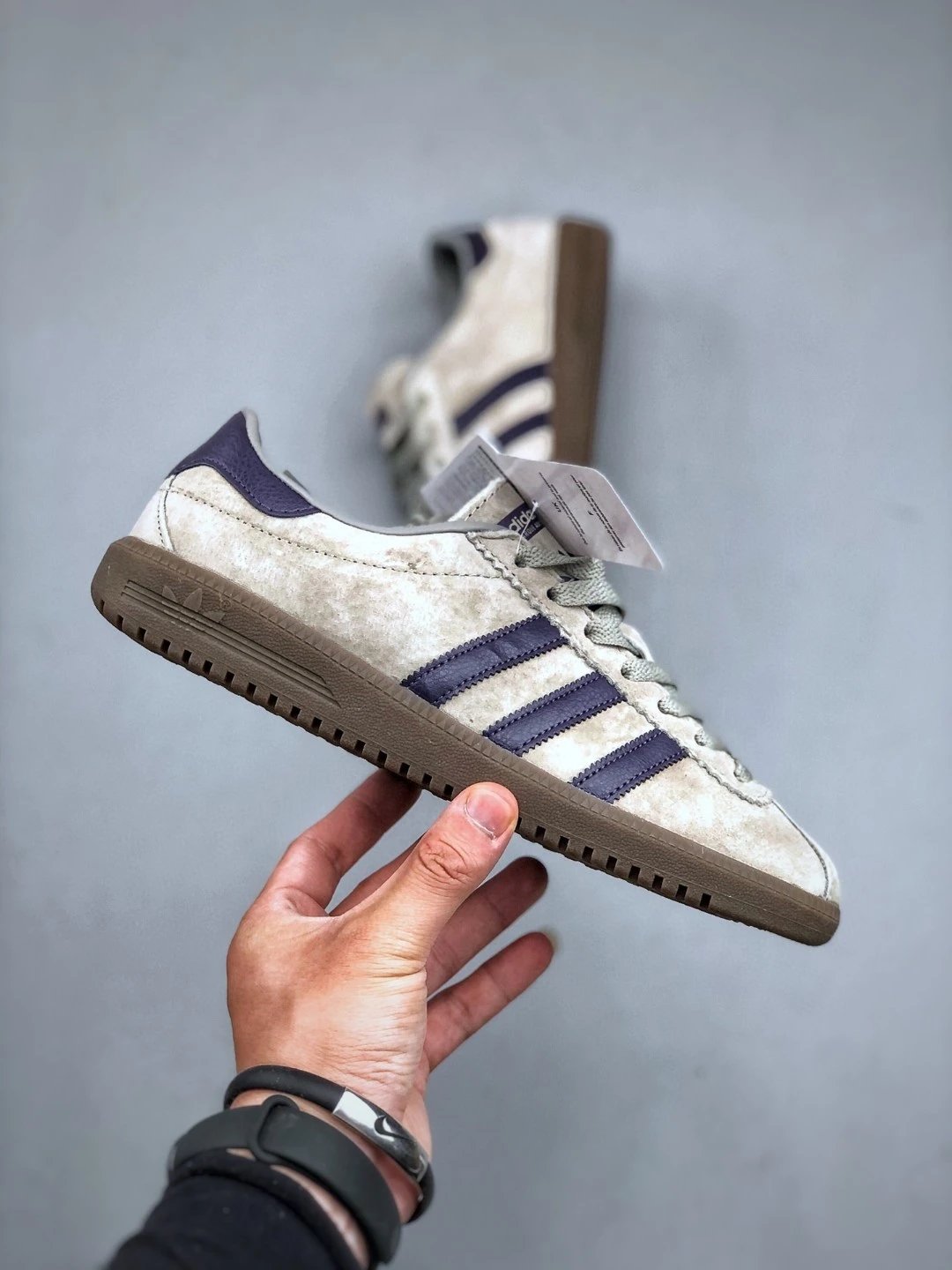 Adidas Classic Suede Sneakers Brown Sole Navy Stripes Shoes