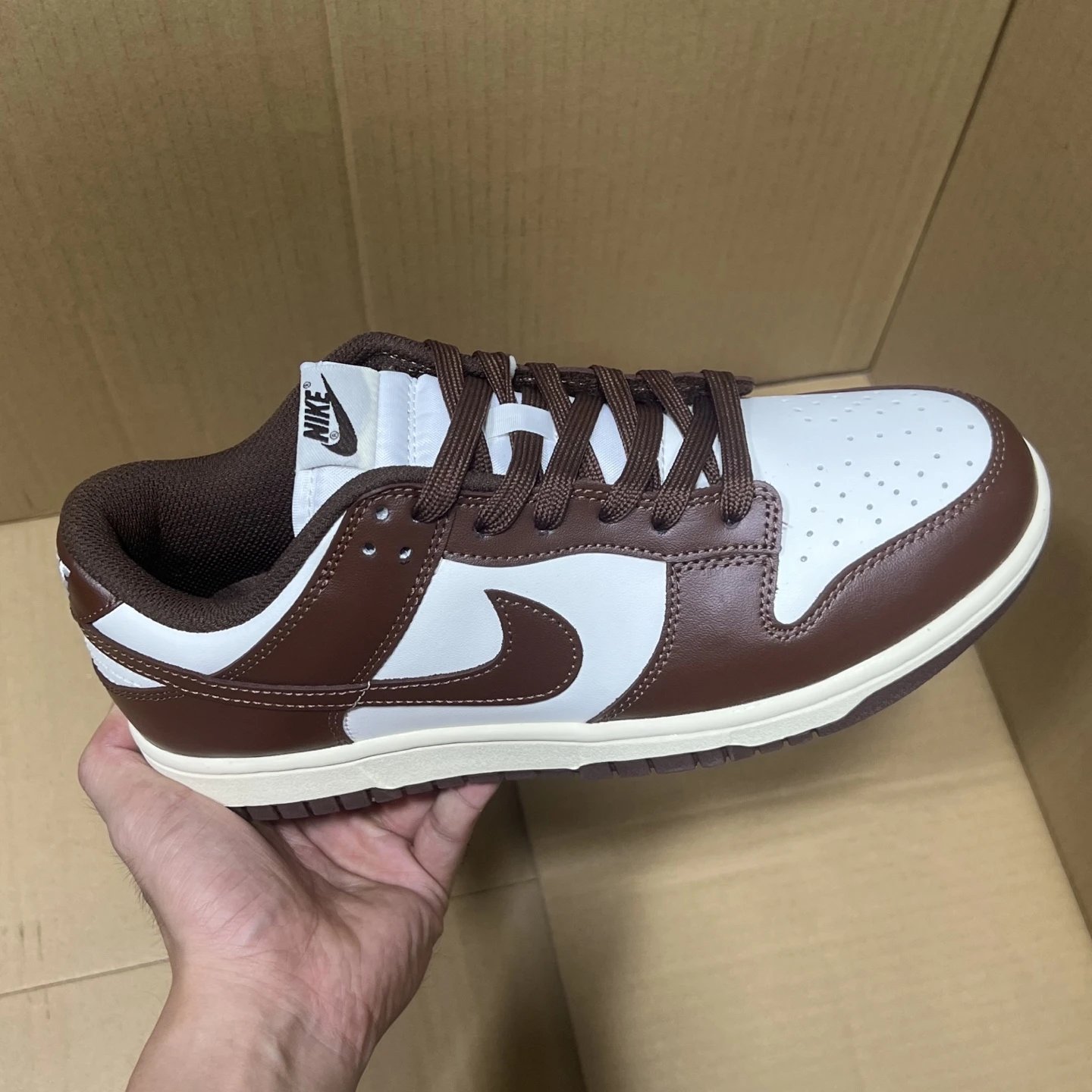 Nike Brown White Low Top Leather Casual Sneakers