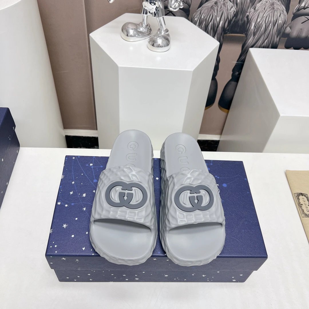 Gucci Gray GG Logo Men Slide Sandals