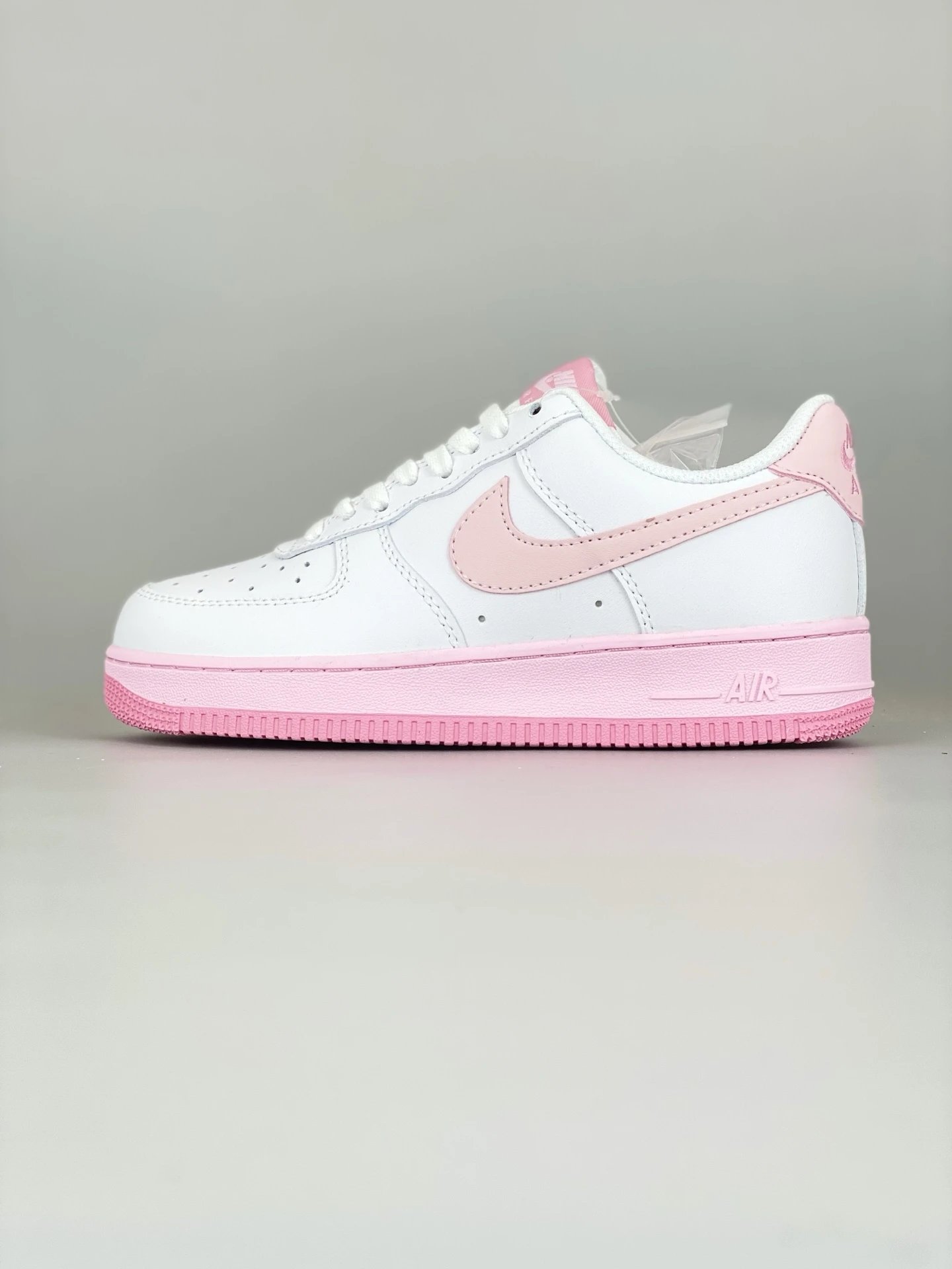 Nike Air Force 1 Pink White Leather Sneakers