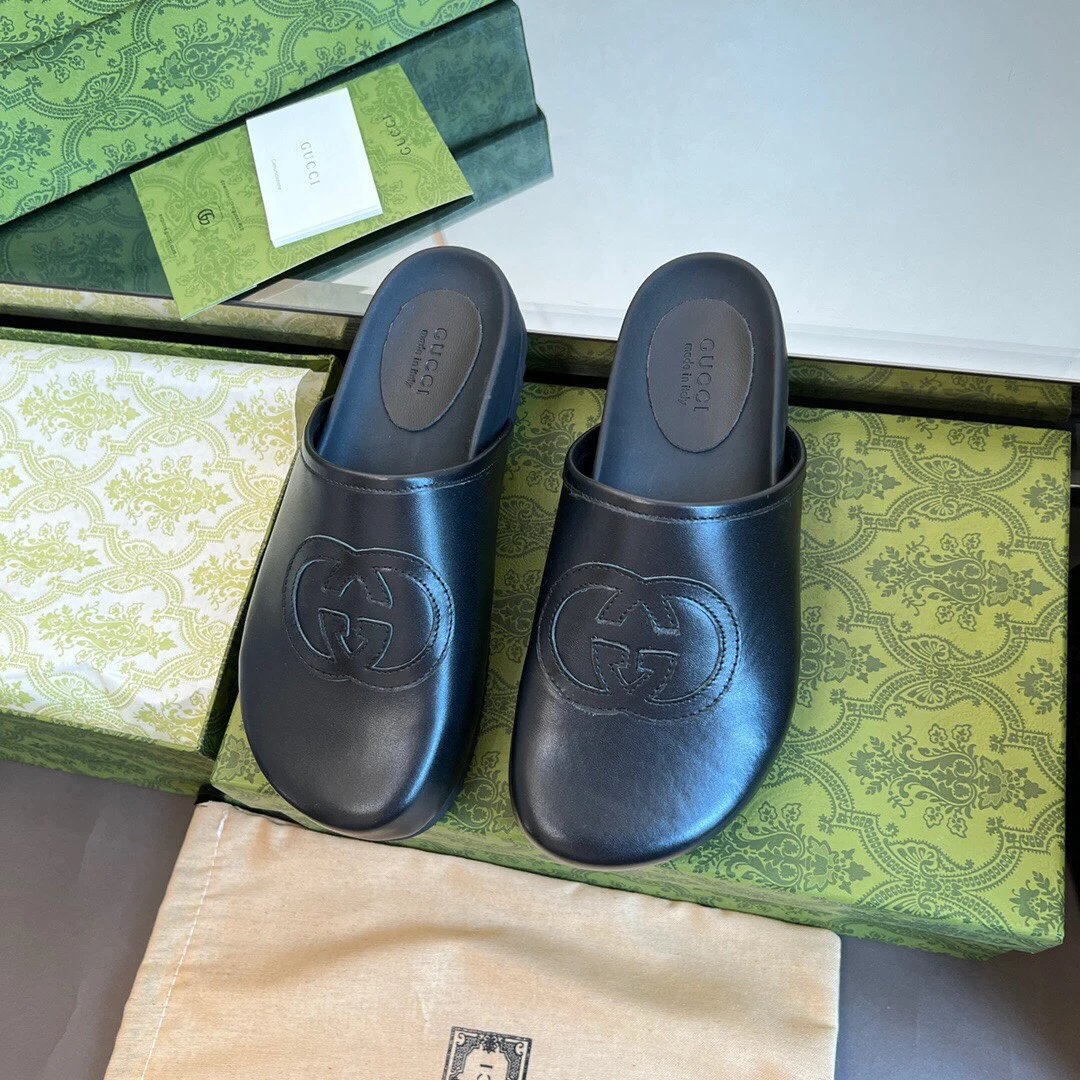 Gucci Men’s Black Leather GG Logo Slippers