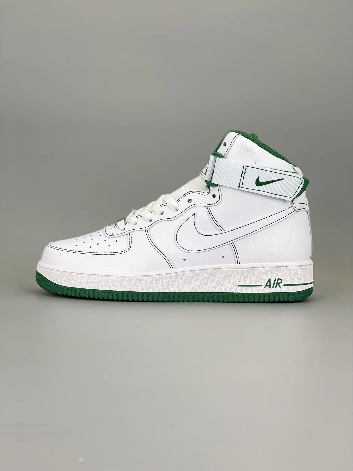 Nike Air Force 1 High White Green Sneakers