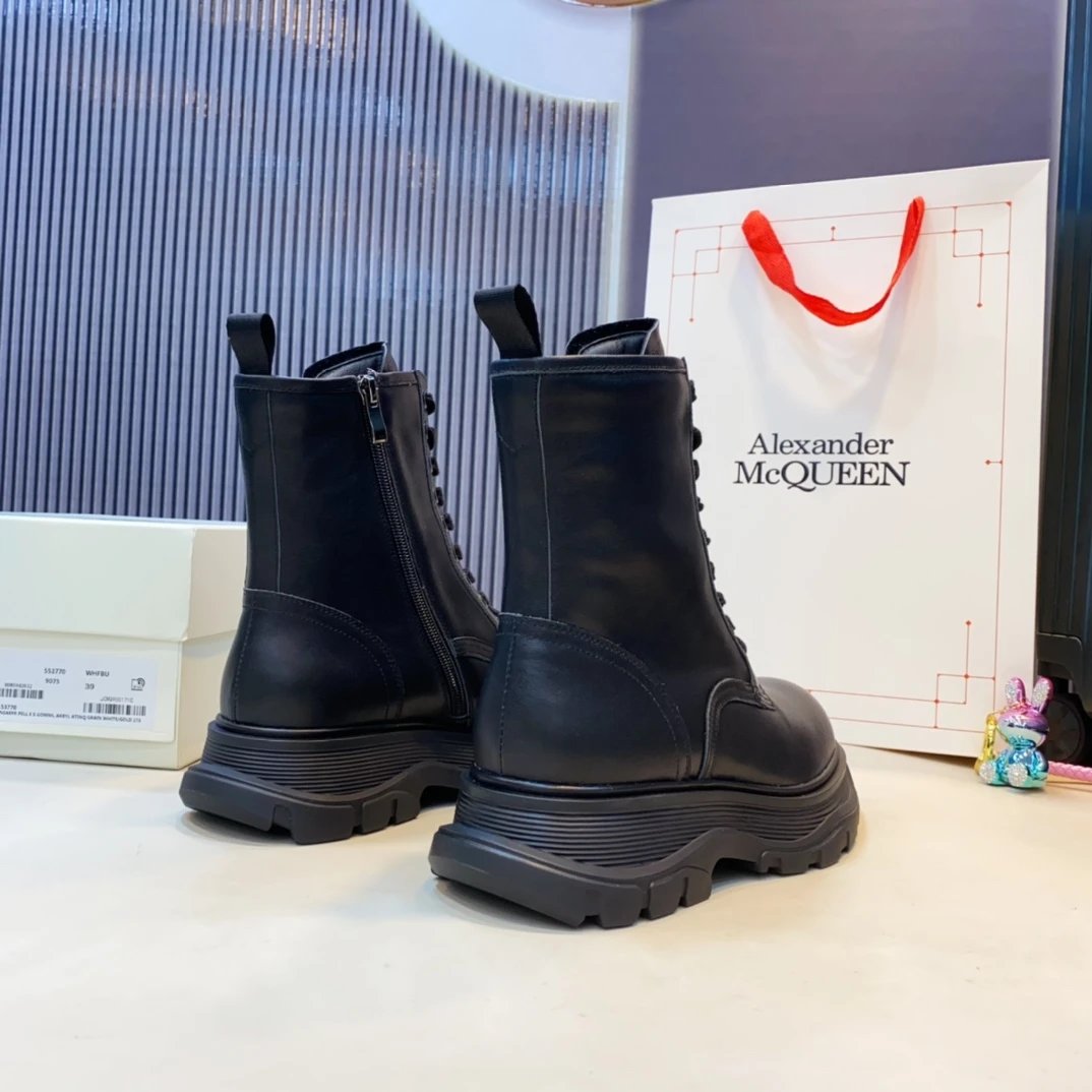 Alexander McQueen Black Leather Chunky Ankle Boots Men
