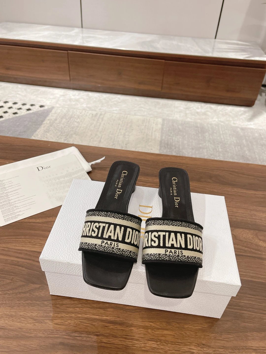 Dior Paris Women Slides Elegant Logo Flat Sandals