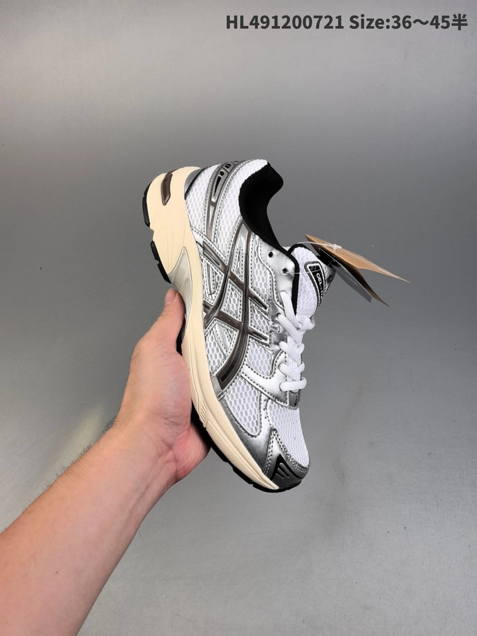 ASICS HL491200721 White Silver Running Shoes