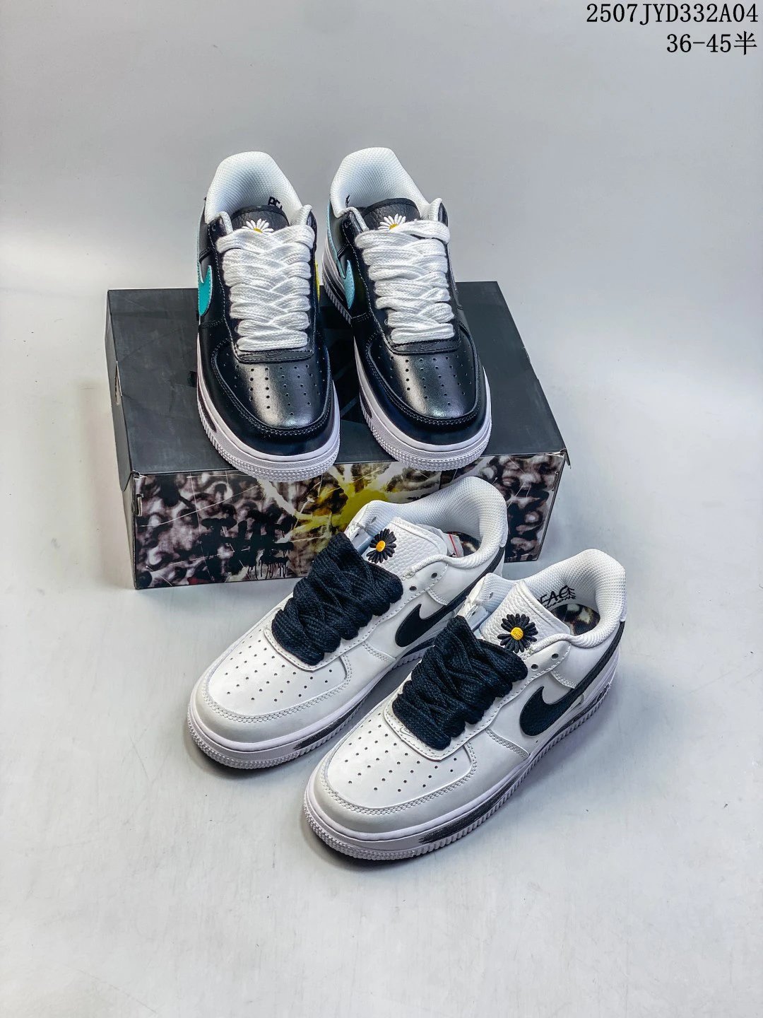 Nike Air Force 1 Low Daisy Black White Sneakers