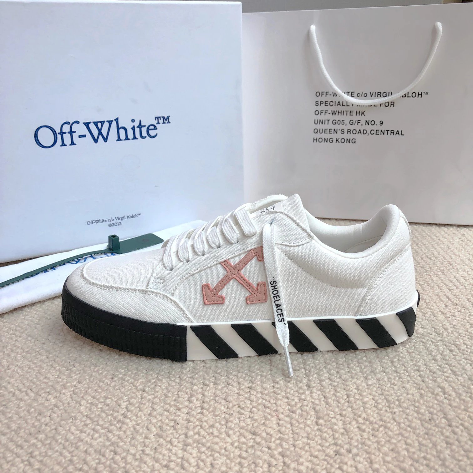 Off-White Women’s Low Vulcanized White Canvas Sneakers