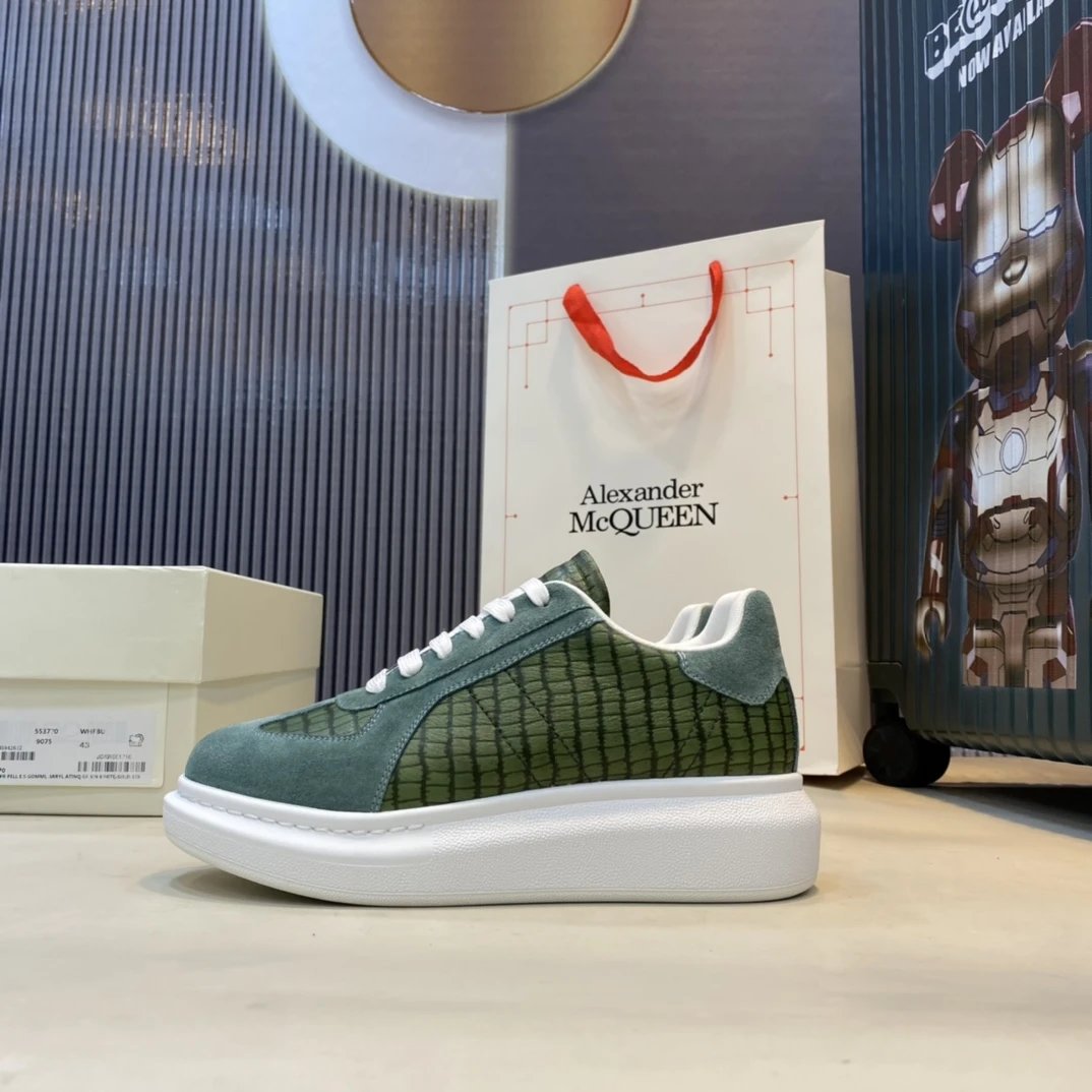 Alexander McQueen Green Crocodile Suede Leather Sneakers