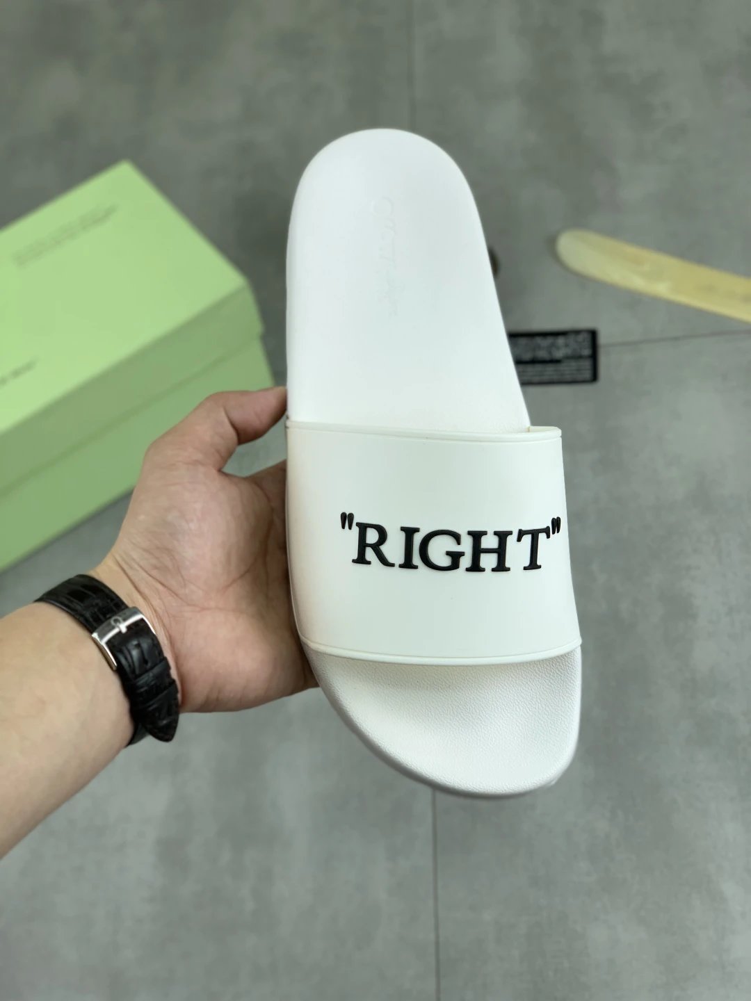 Off-White Black Arrow Low Top Sneakers for Men Women