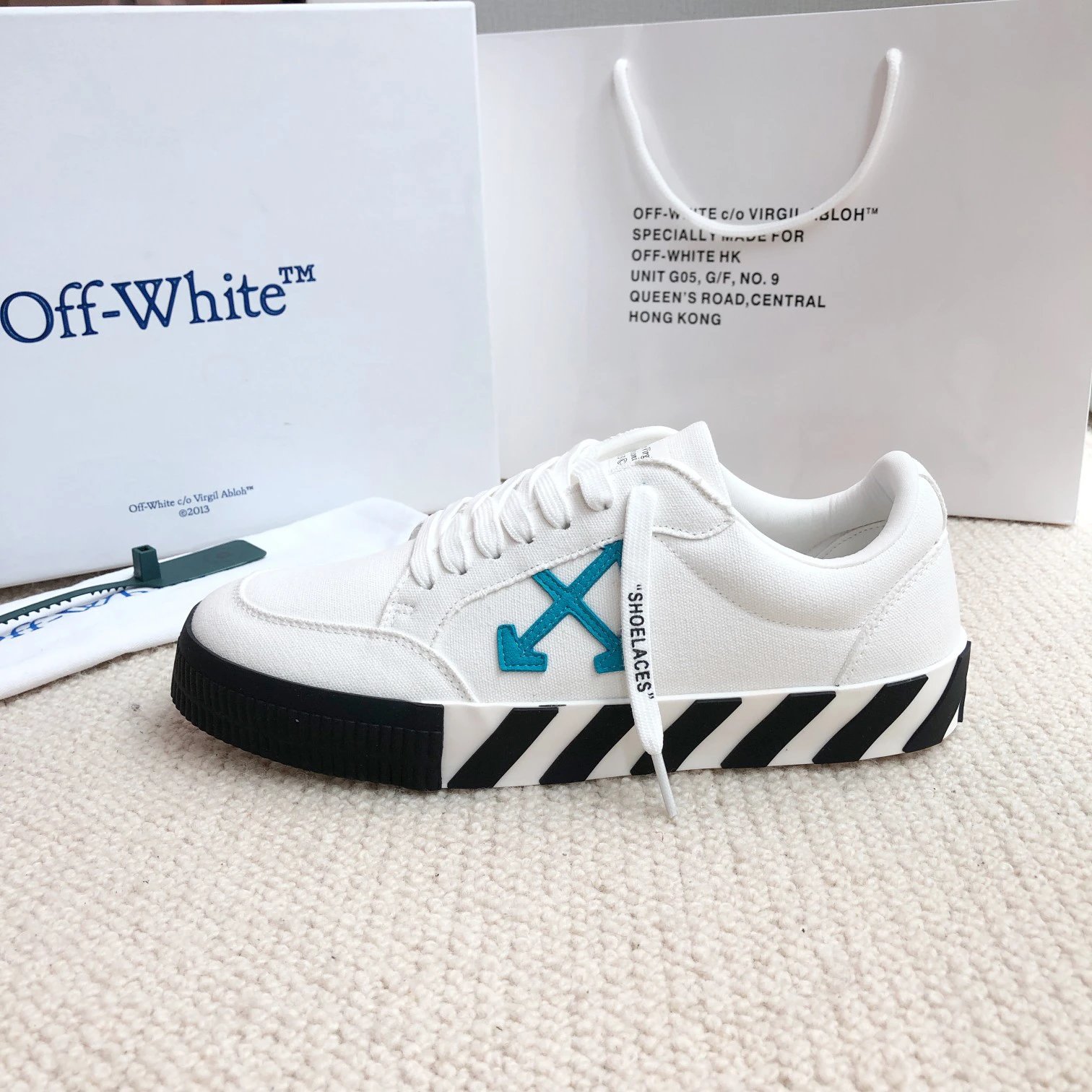 Off-White Vulcanized White Canvas Sneakers Men’s Shoes