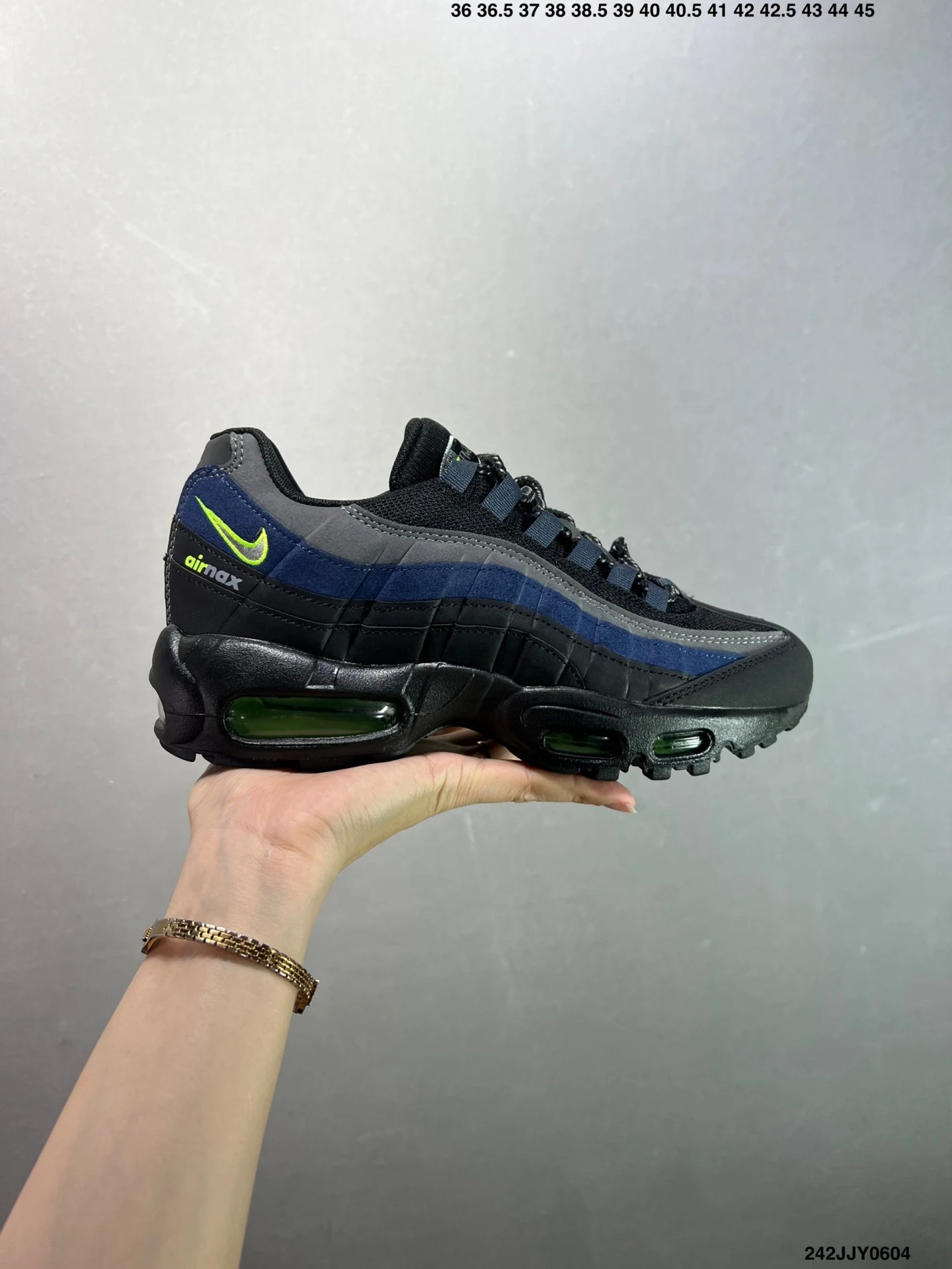 Nike Air Max 95 Black Navy Running Shoes