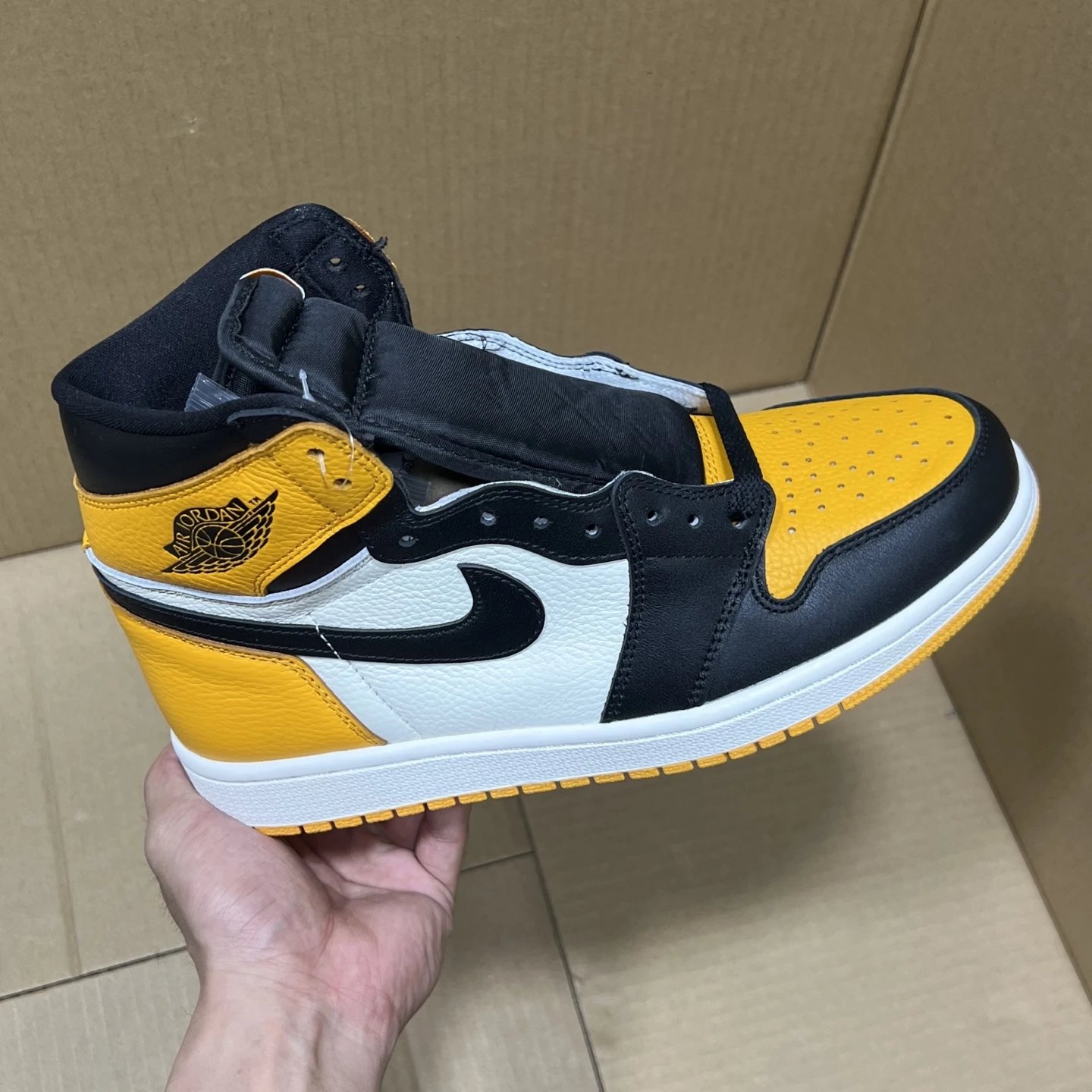 Air Jordan 1 High OG Yellow Black White Sneakers