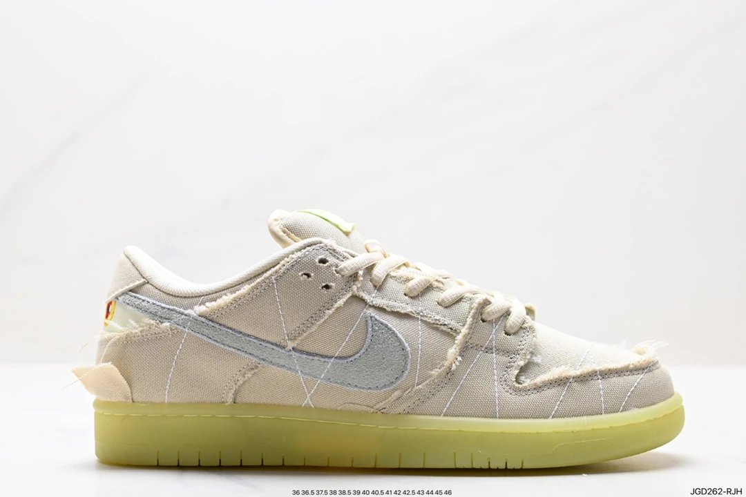 Nike Beige Canvas Sneakers Green Sole Vintage Shoes