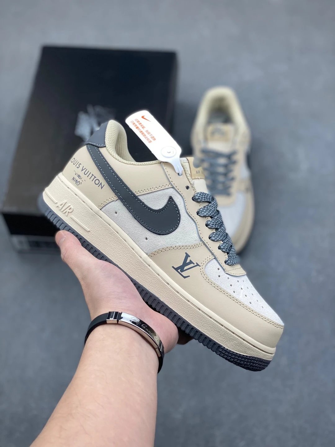 Beige Gray Casual Sports Sneakers for Men and Women