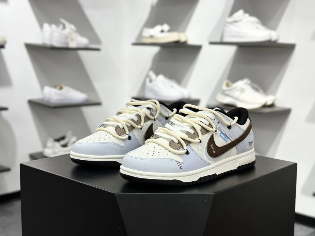 Nike Trendy Beige Blue Low-Top Casual Sneakers