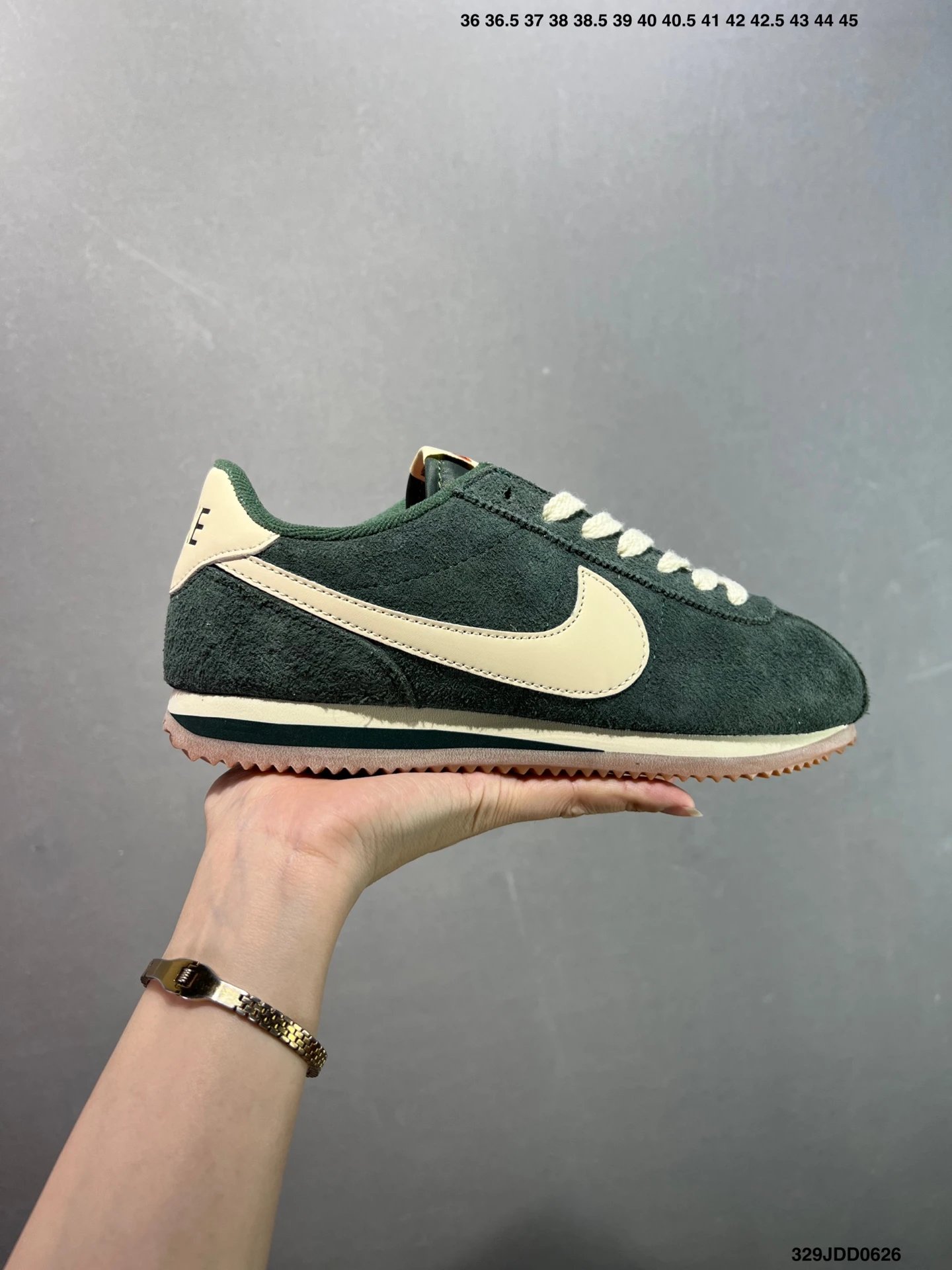 Nike Classic Suede Retro Green Beige Sneakers Shoes