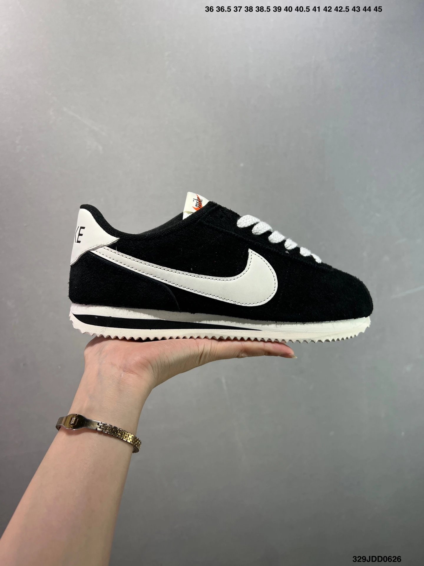 Nike Classic Cortez Black White Running Shoes