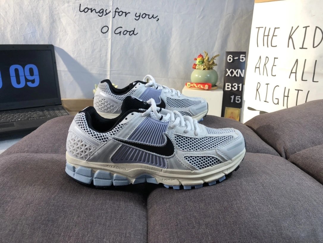 Nike Mesh Running Shoes Men Lightweight Sneakers