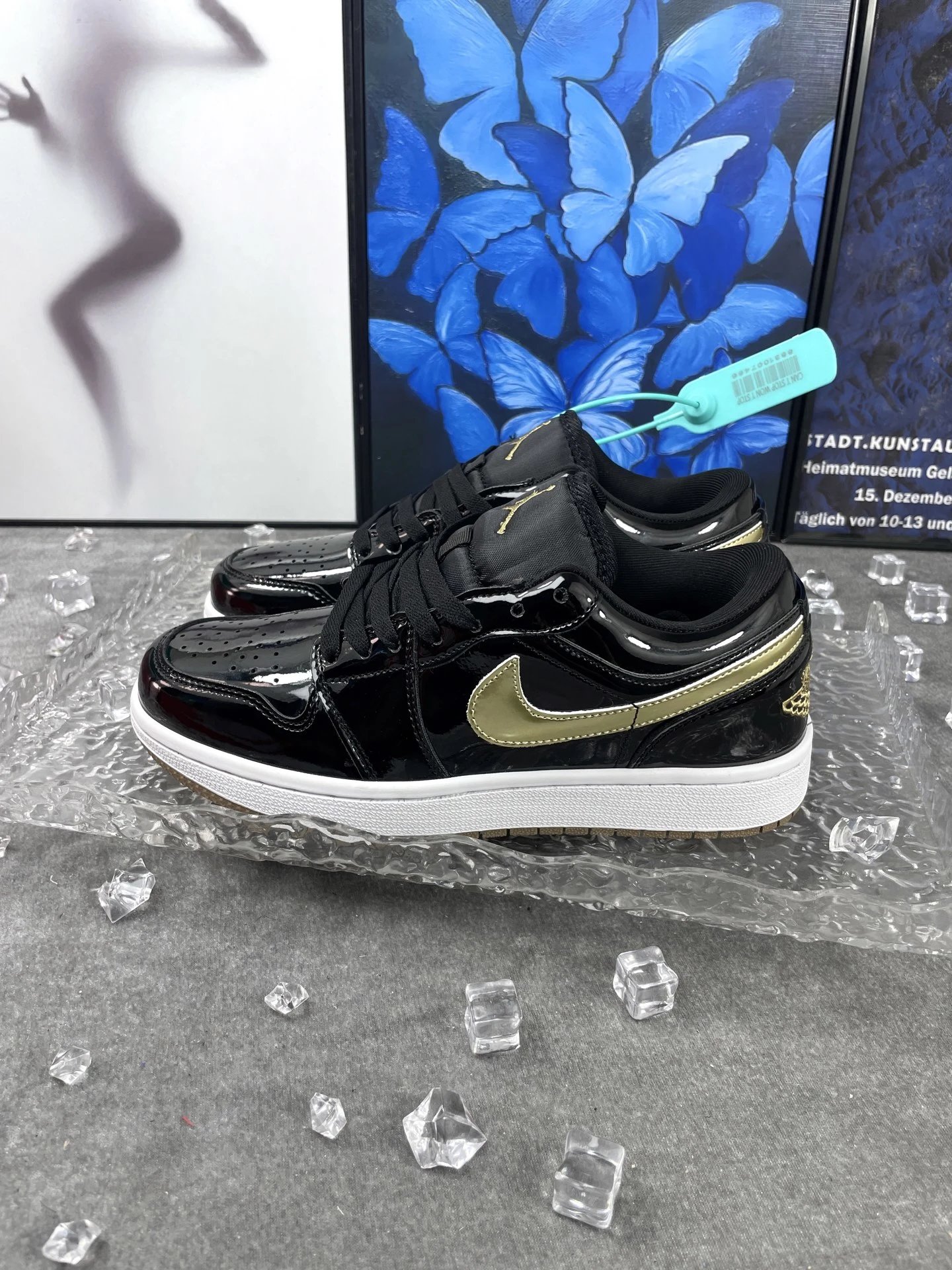Air Jordan Low Black Gold Patent Leather Shoes