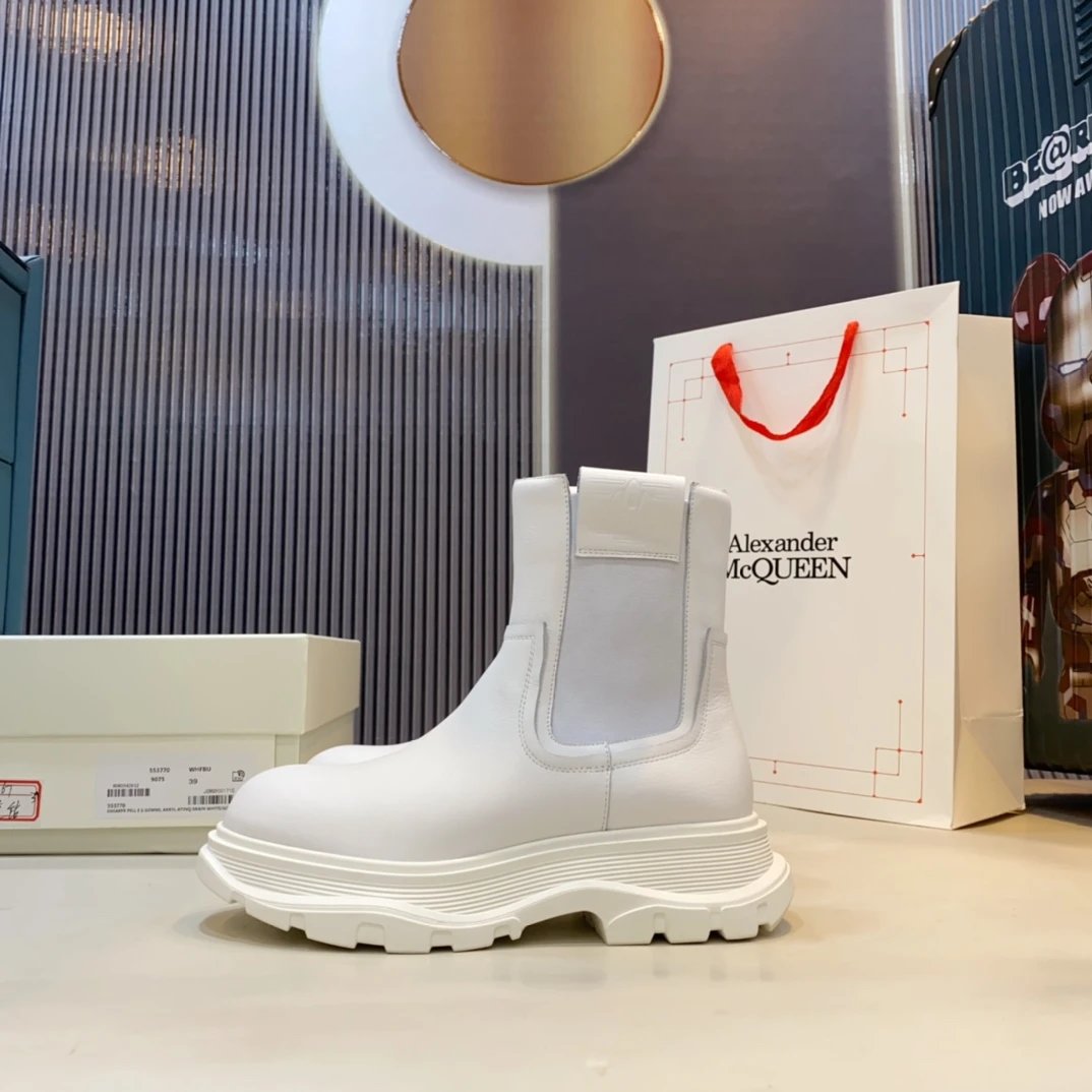 Alexander McQueen White Leather Chunky Chelsea Boots
