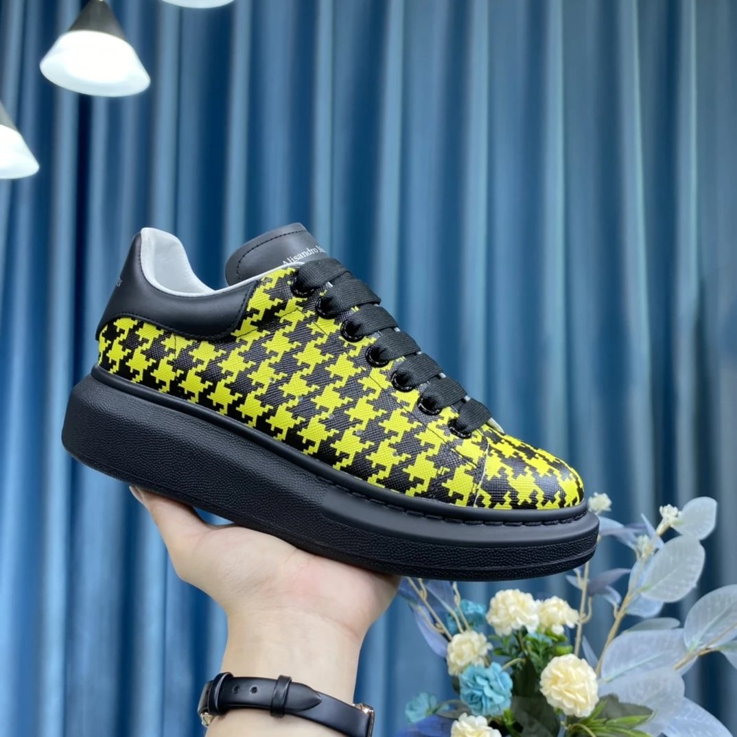 Alexander McQUEEN Chunky Black Yellow Sneakers