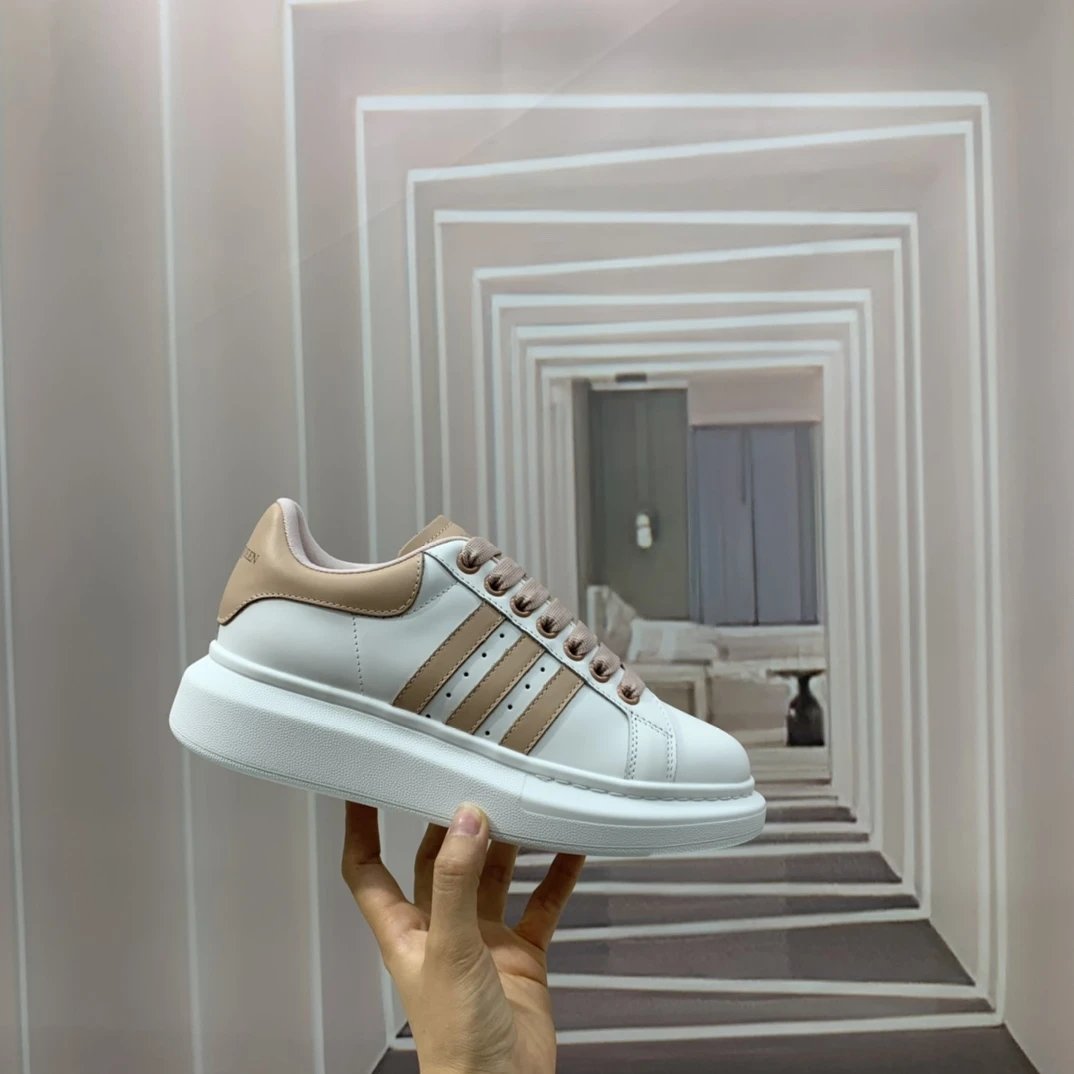 Alexander McQueen White Beige Chunky Leather Sneakers