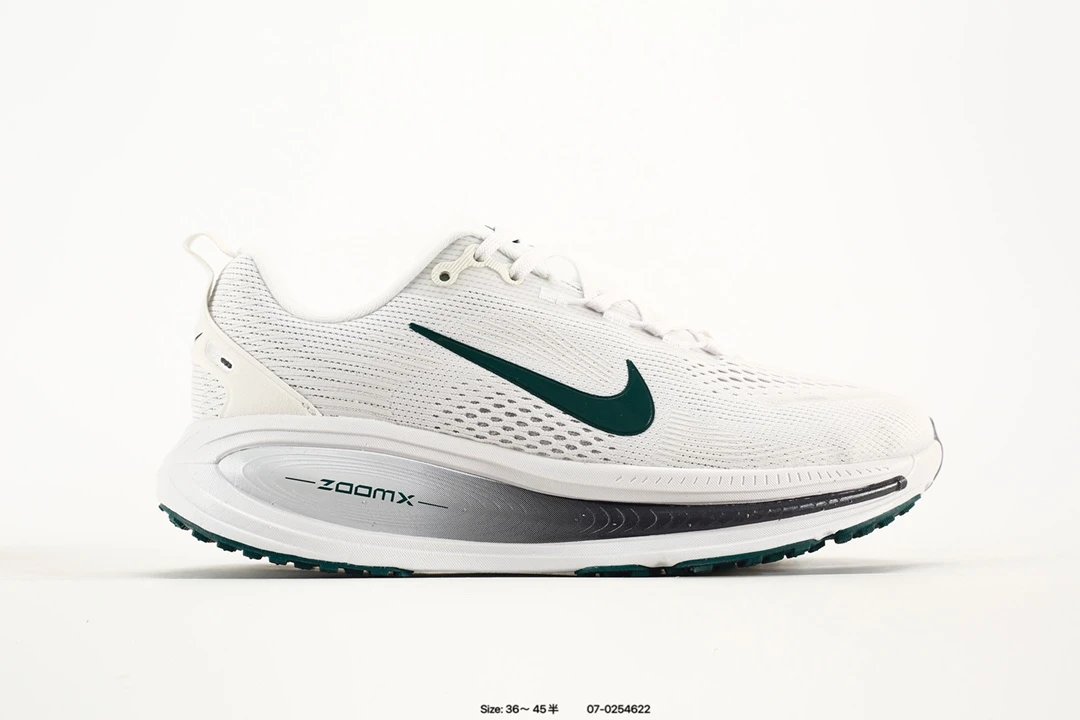 Nike ZoomX Men’s White Green Running Shoes 