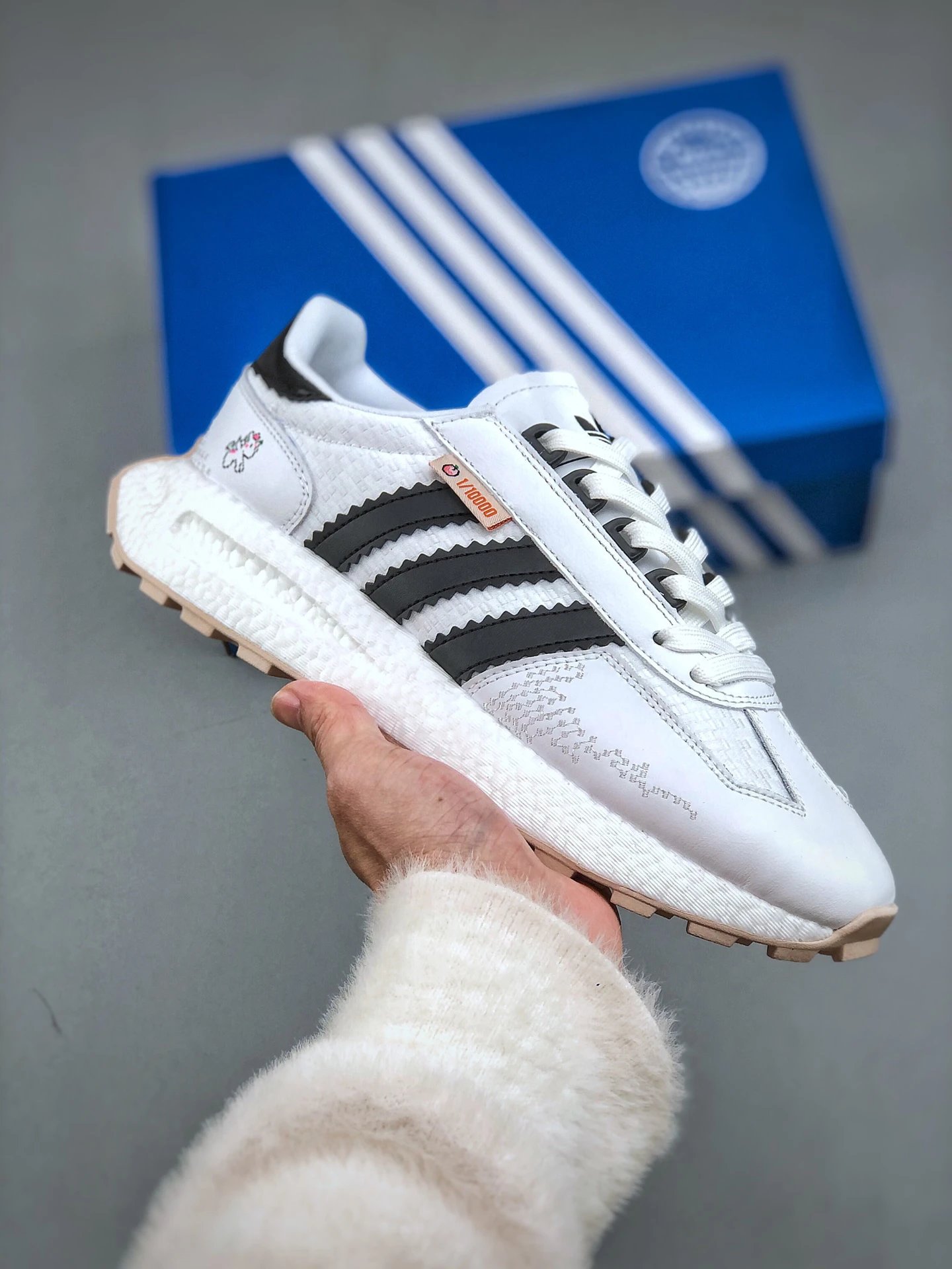 Adidas White Running Shoes Black Stripes Breathable Sneakers