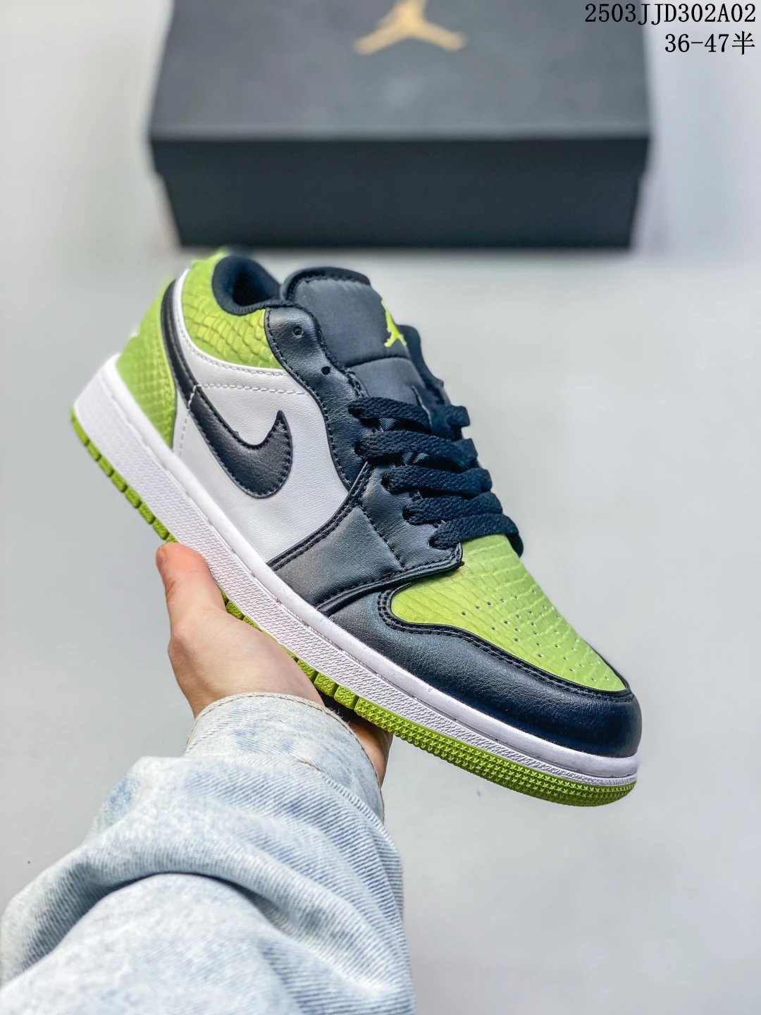 Air Jordan Low Green Black Leather Sneakers