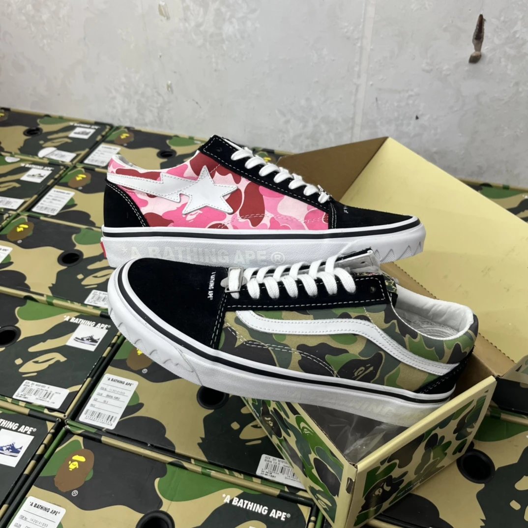 BAPE Camo Star Low Sneakers Street Style Shoes