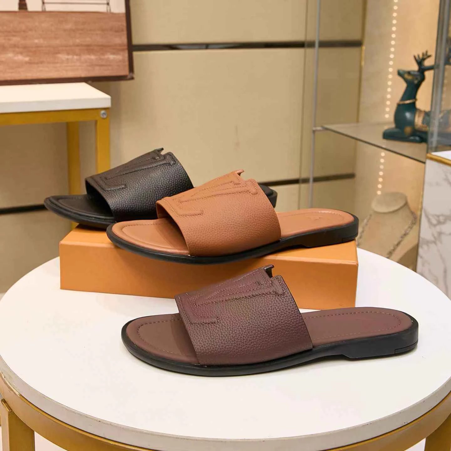 Louis Vuitton Men Leather Slide Sandals Summer Comfort