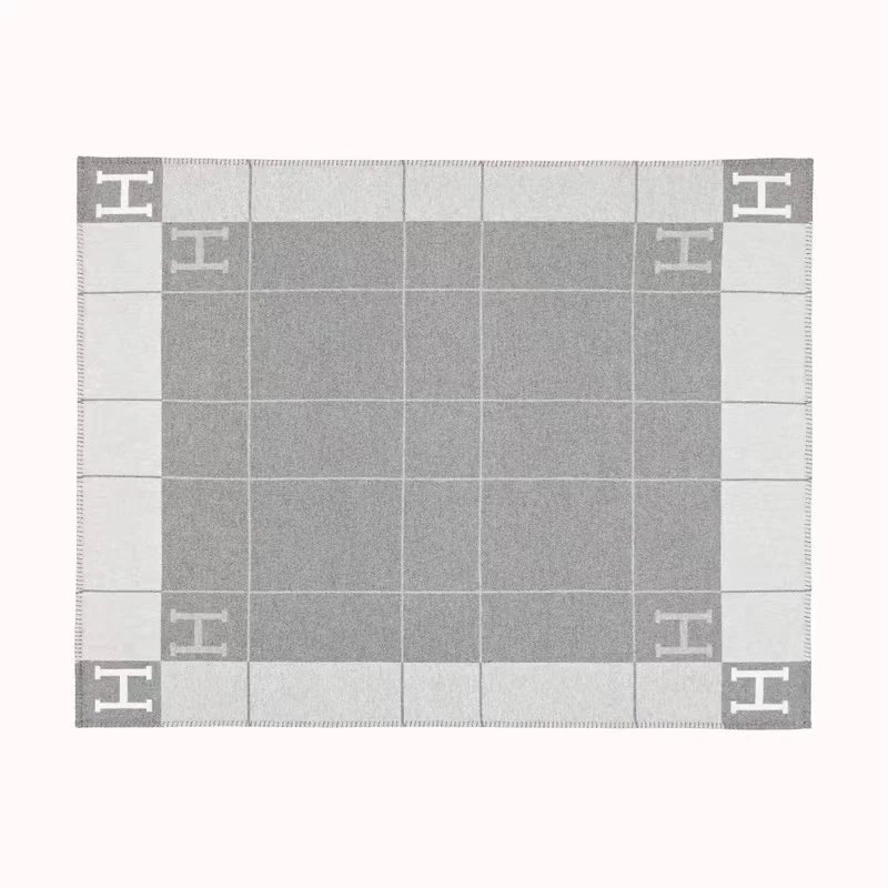 Striped Light Gray 800g