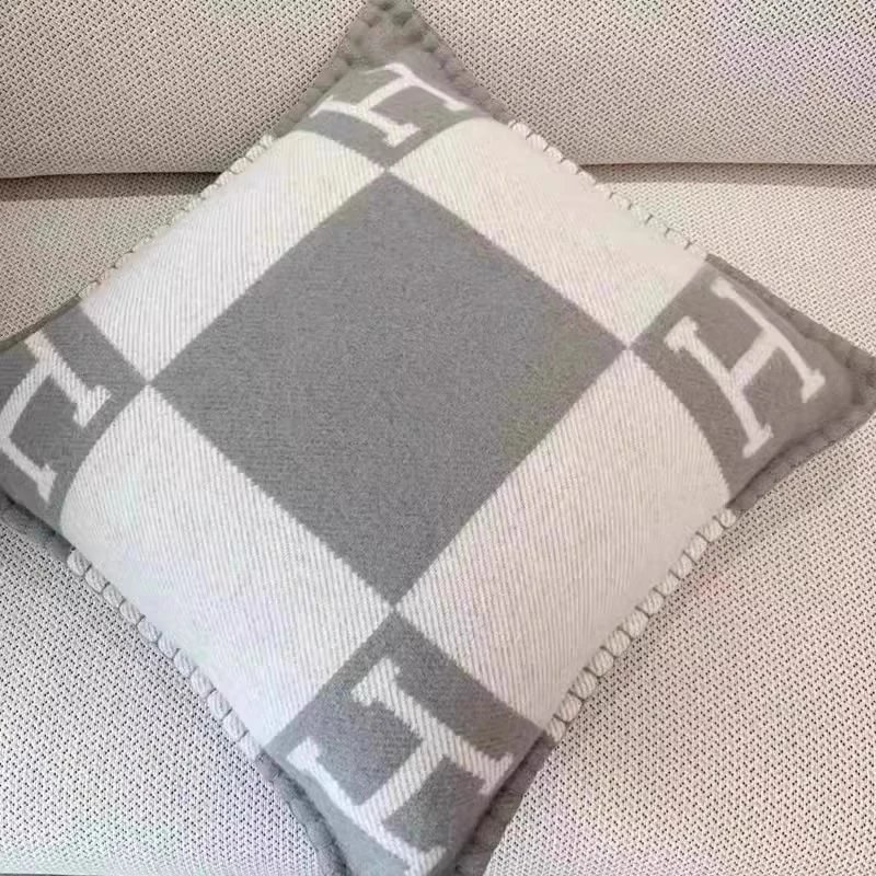 Pillowcase Gray (Pillow Insert Included)