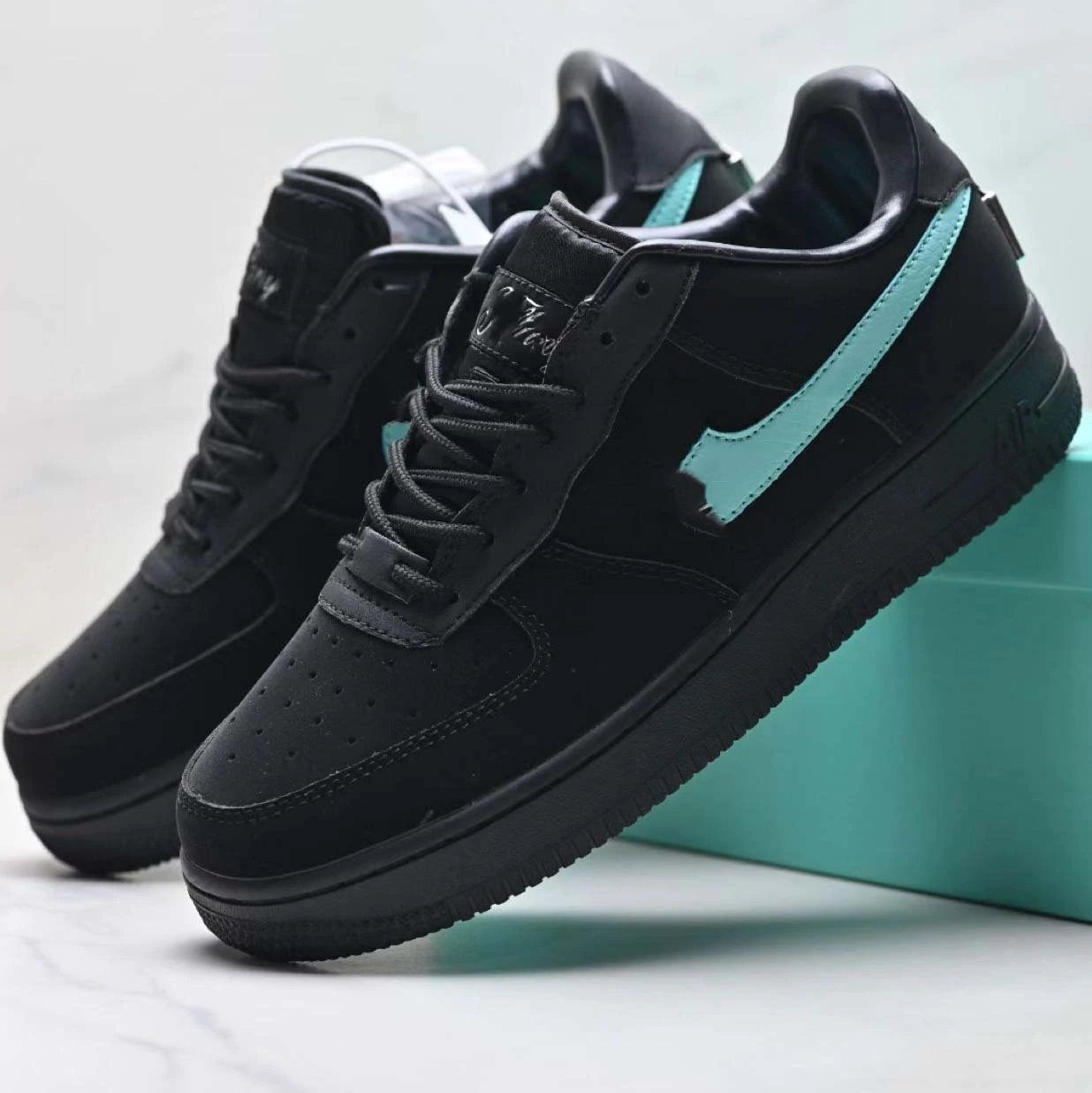 Black Tiffany Green
