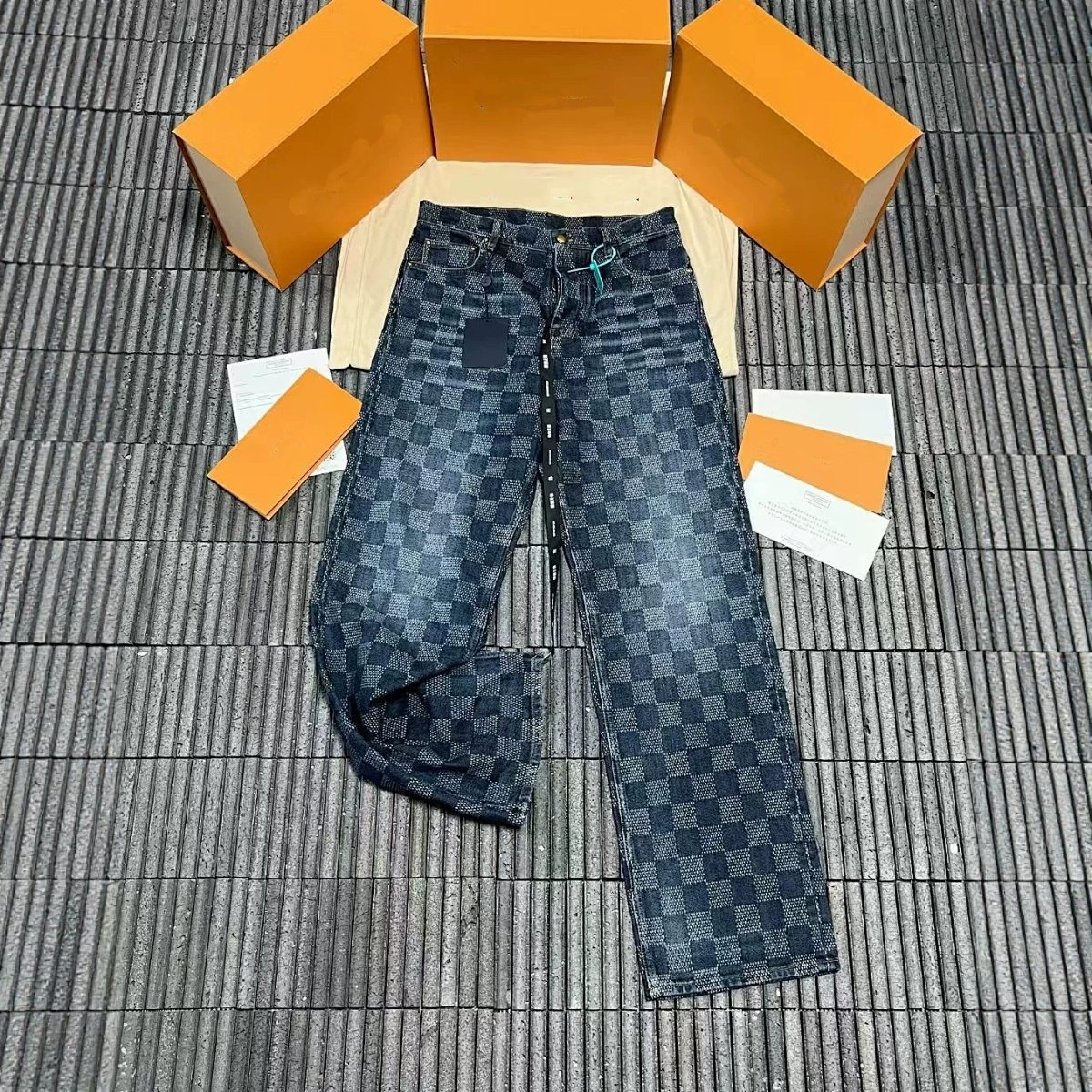 2026 New Heavyweight Checkerboard Washed Blue Monogram Print Straight-Leg Jeans for Men