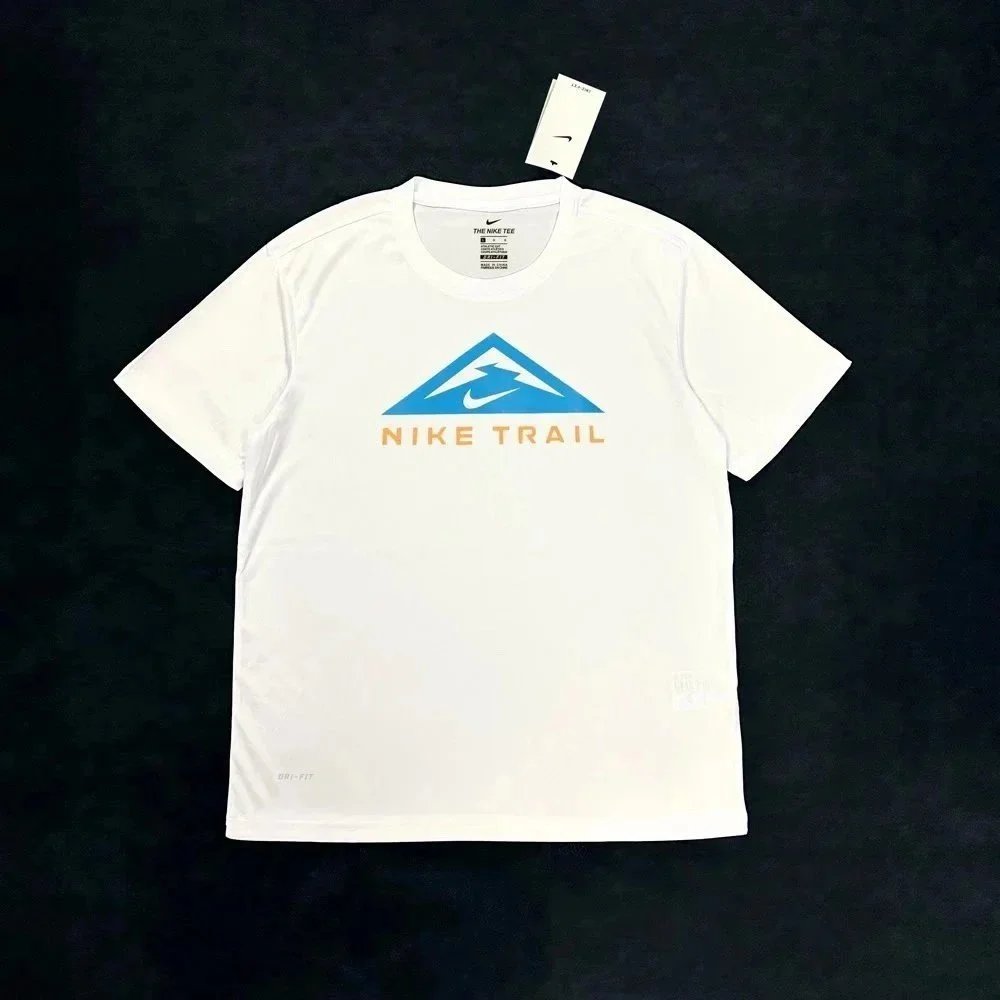 Nike T-Shirts Short-Sleeve Graphic Running T-Shirt image 10