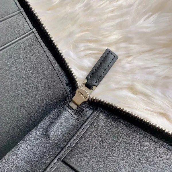 Gucci GG Marmont Bee Motif Long Wallet Beige Canvas - 33