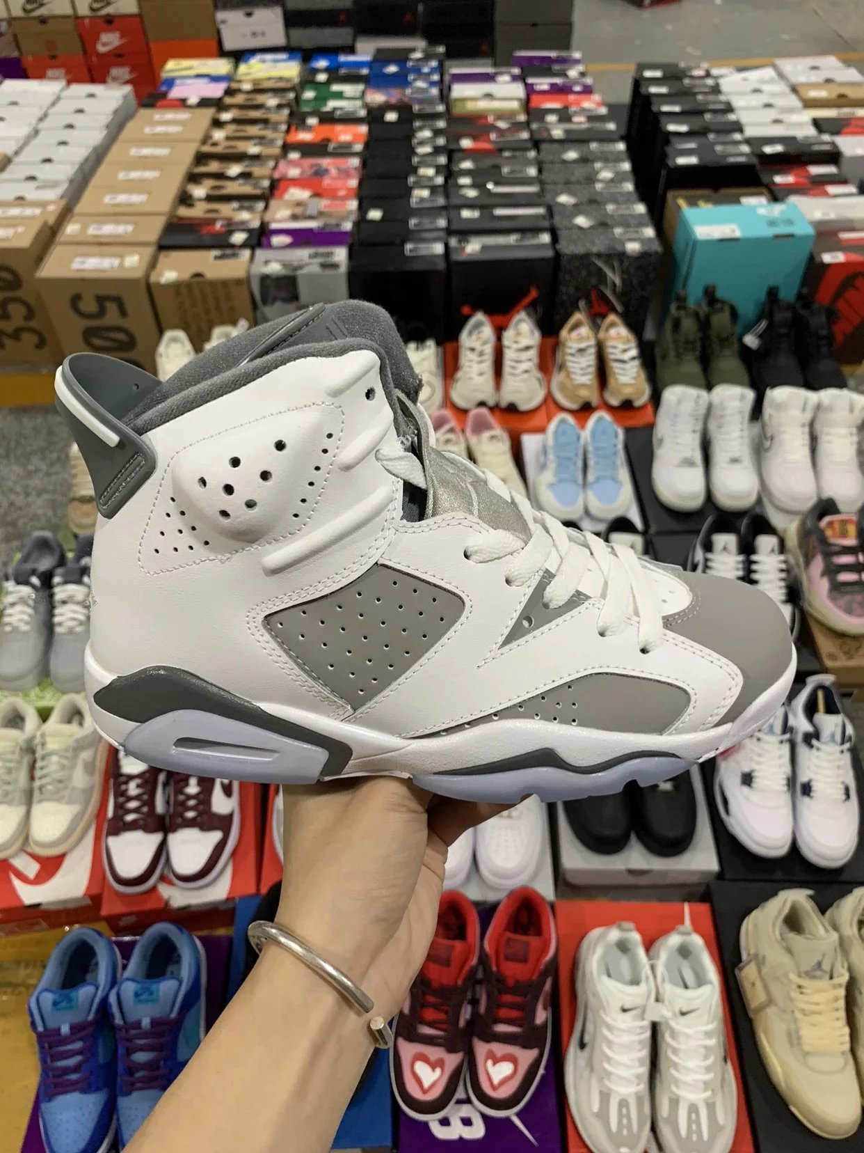 Air Jordan 6 Cool Grey Basketball Sneakers