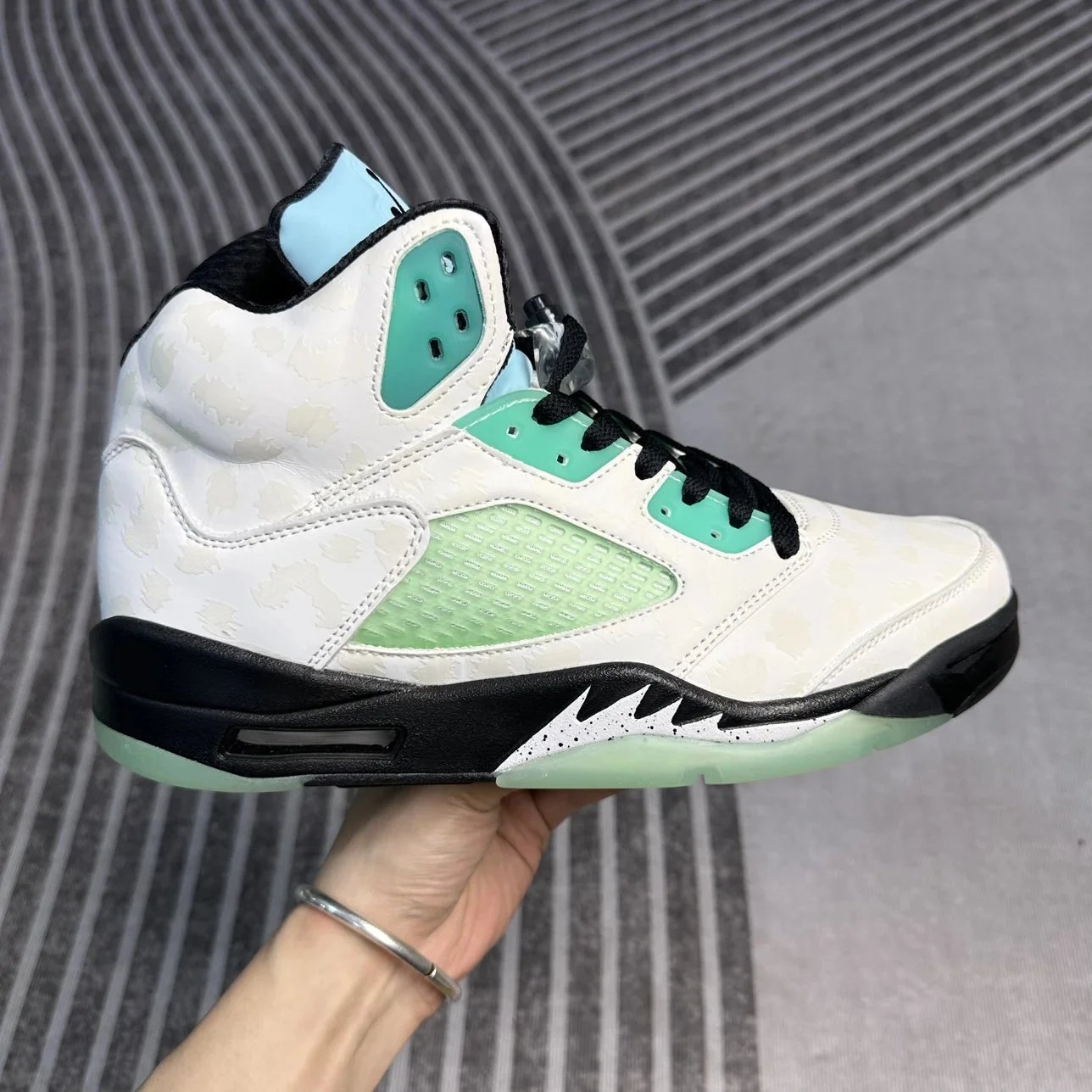Air Jordan 5 High Top Mint Green Sneakers