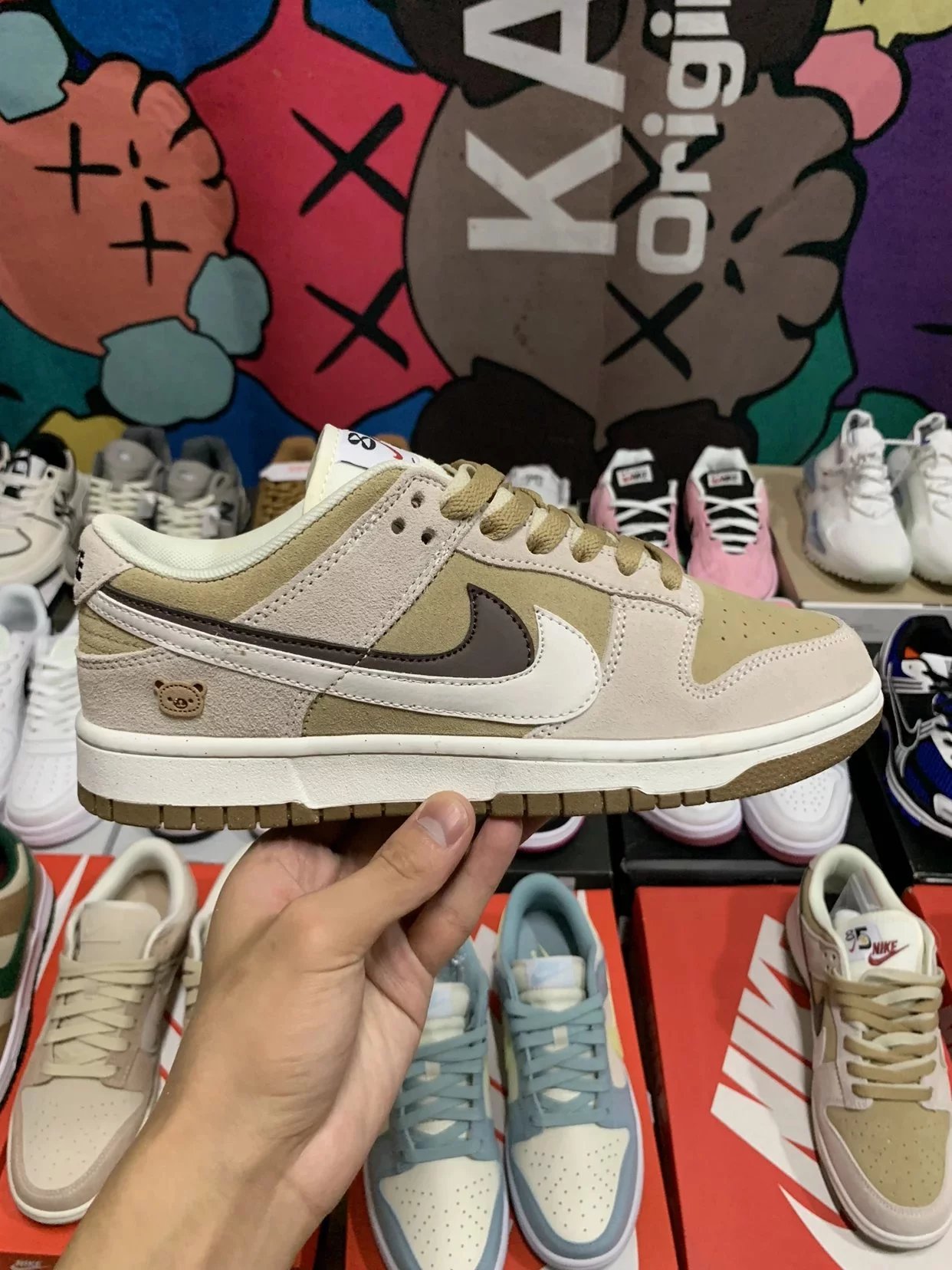 Nike Dunk Low SE Bear Beige Brown Sneakers