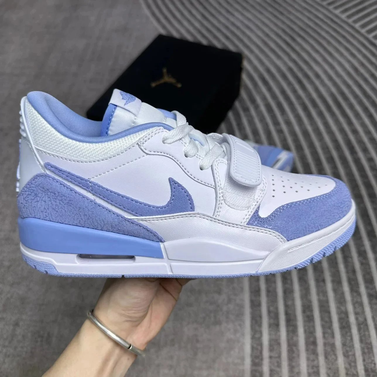 Jordan Legacy 312 LOW Unisex Basketball Shoes White Blue