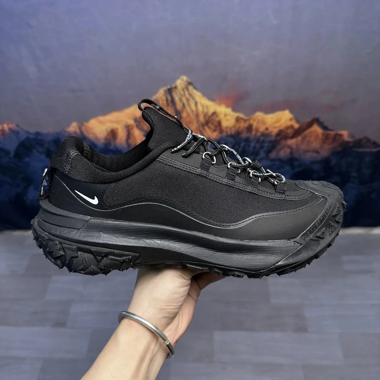 Nike ACG Mountain Fly 2 Low Outdoor Hiking Shoes
