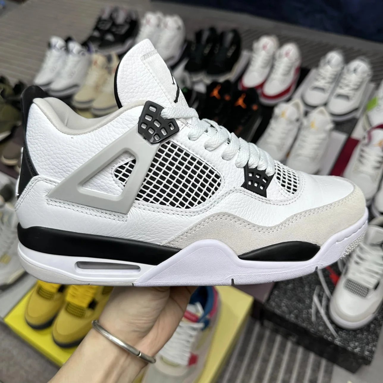 Air Jordan 4 White Black Basketball Shoes