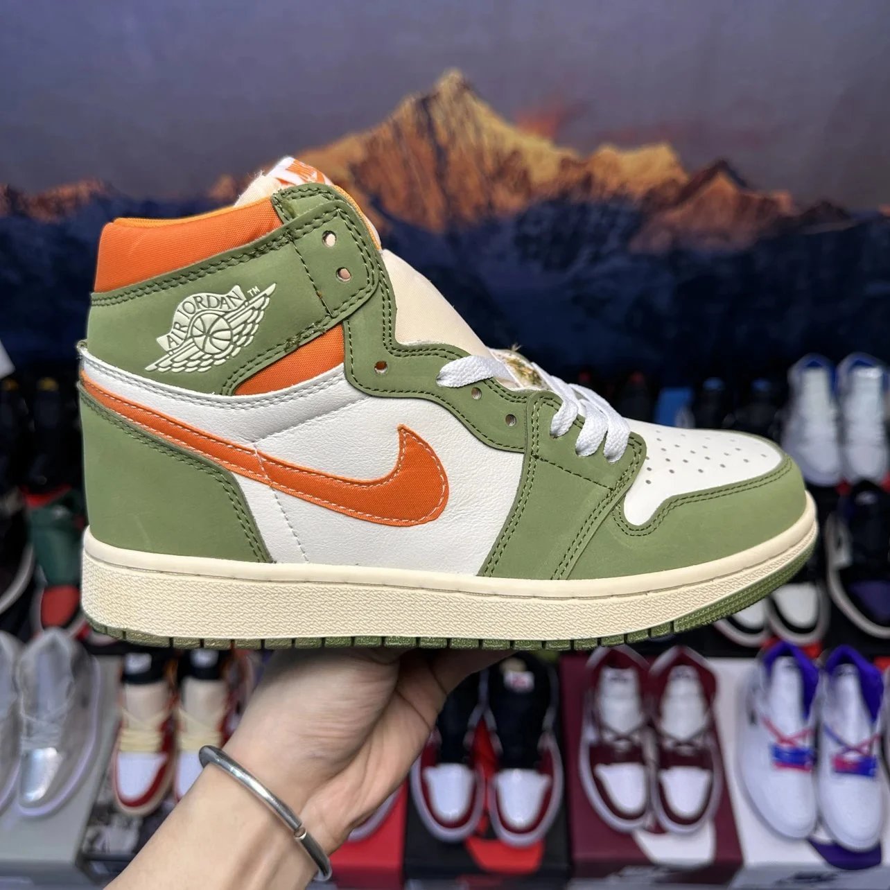 Nike Air Jordan 1 High Sneakers Green Orange