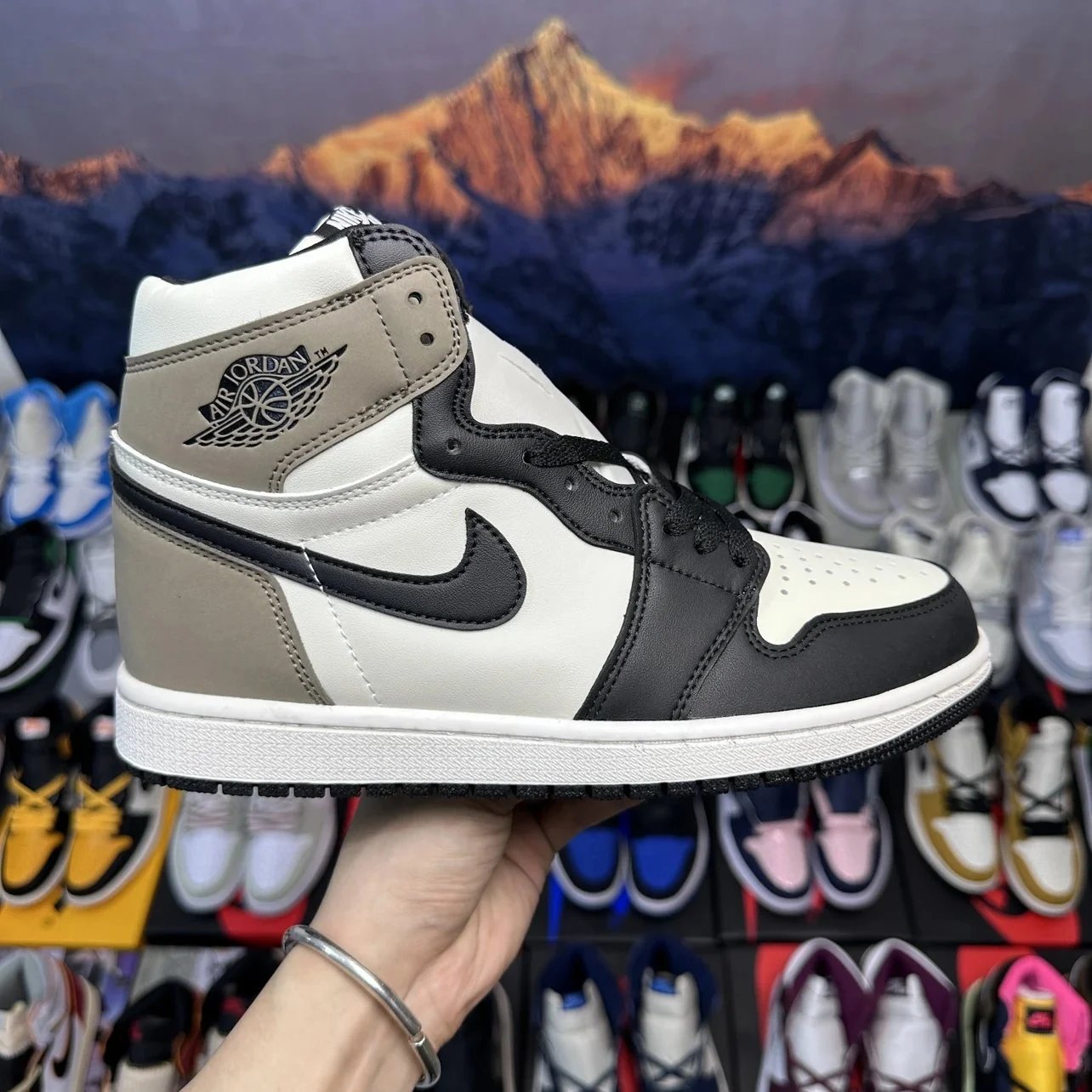 Nike Air Jordan 1 High Waist Fit Sneakers Black Brown Mocha