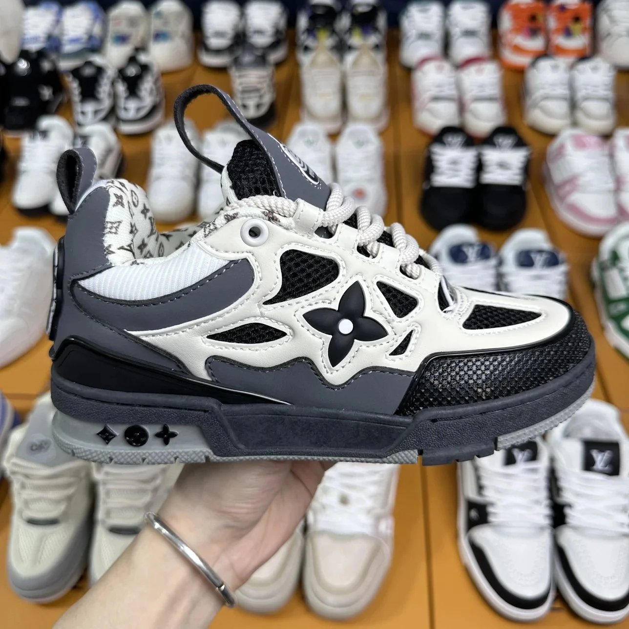 Louis Vuitton Black Gray 2025 Sneakers