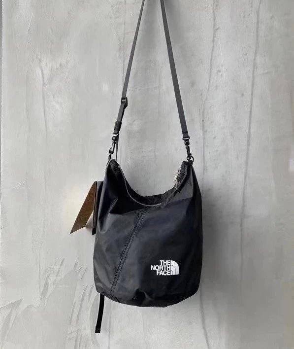 The North Face TNF Lightweight Waterproof Sling Bag
